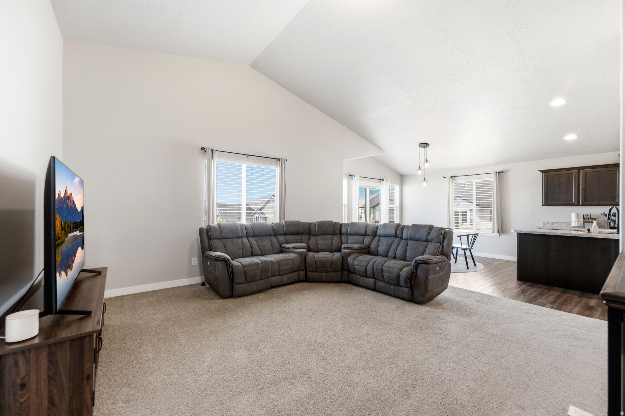 SUNSET ESTATES - Residential