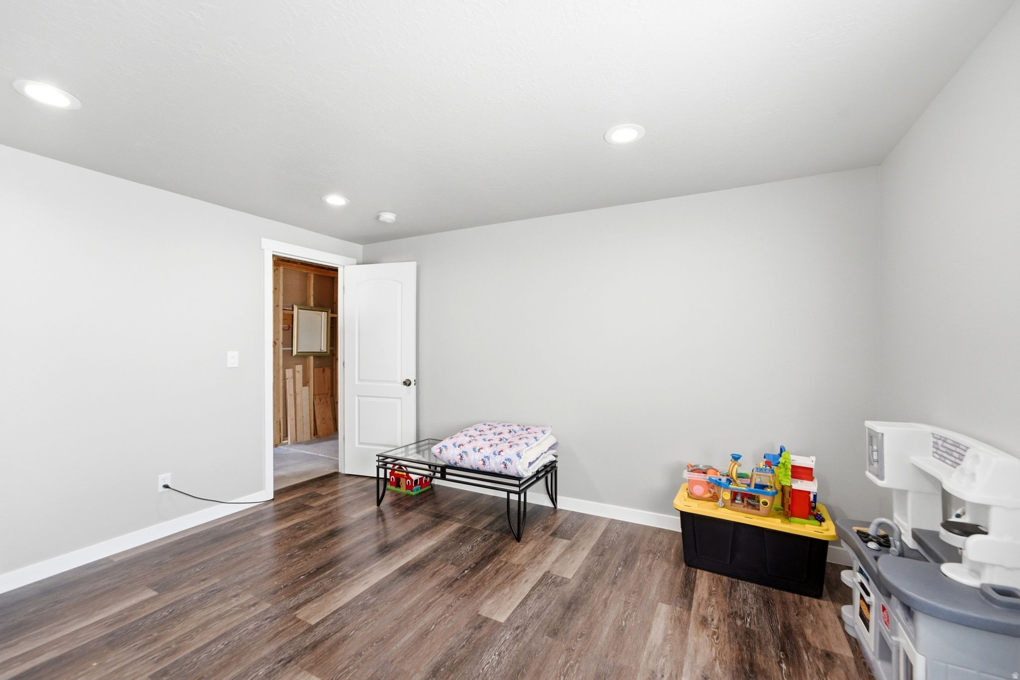 SUNSET ESTATES - Residential