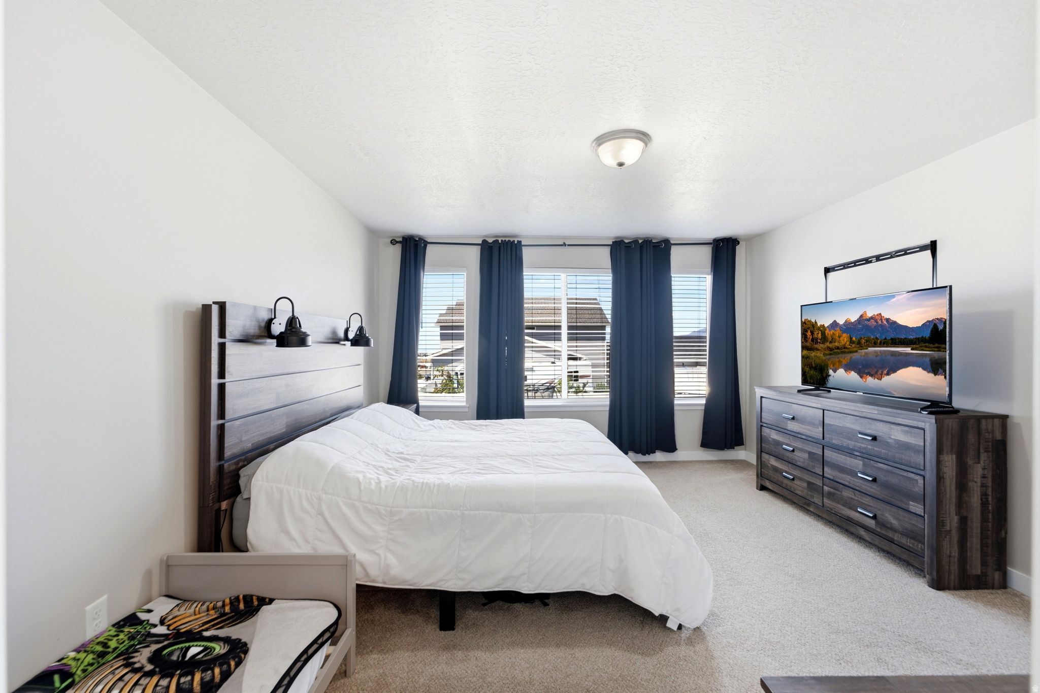 SUNSET ESTATES - Residential
