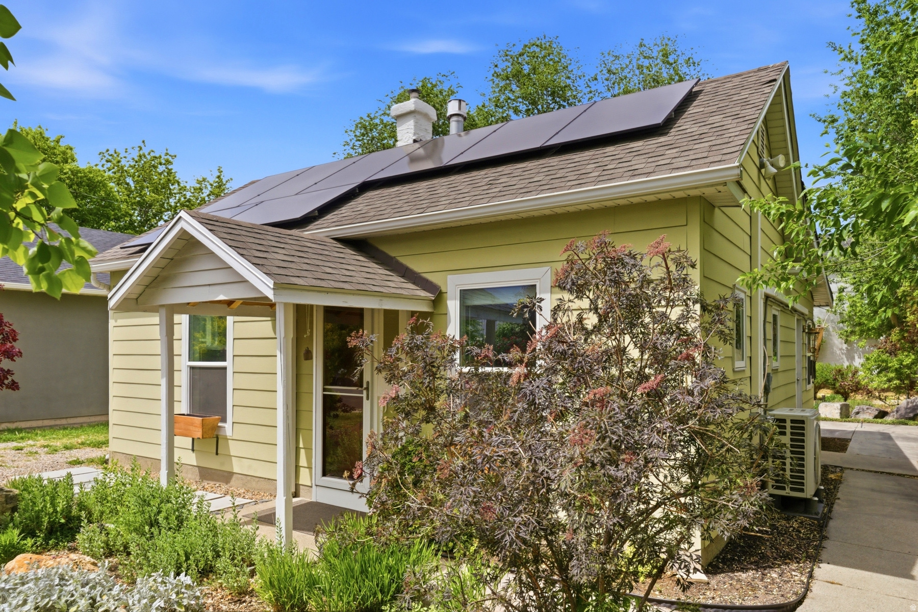 SOUTHGATE PARK - Residential
