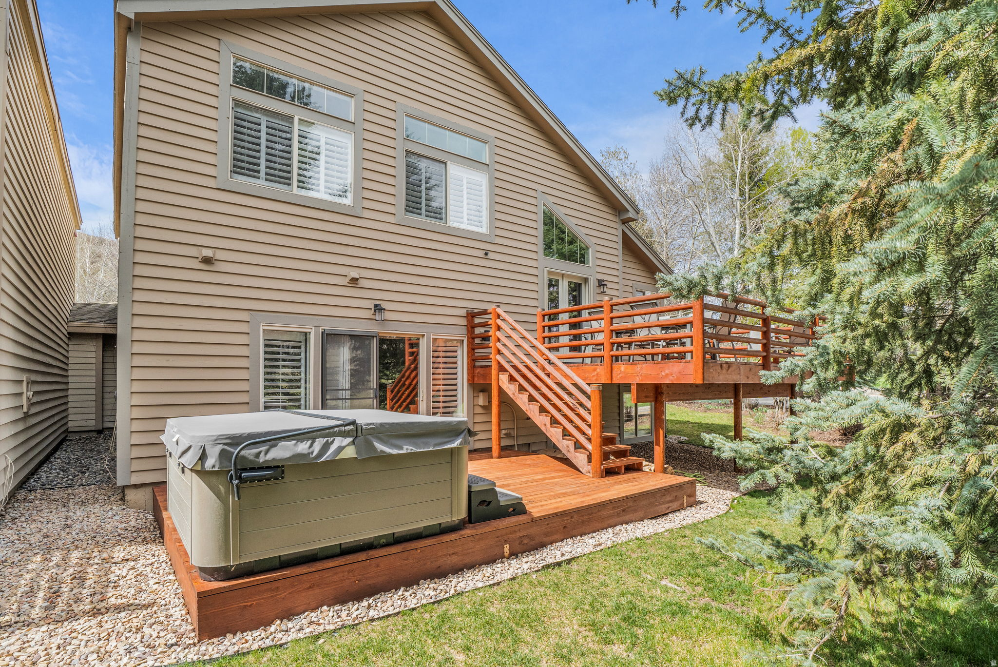 BROOK HOLLOW VILLAGE - Residential