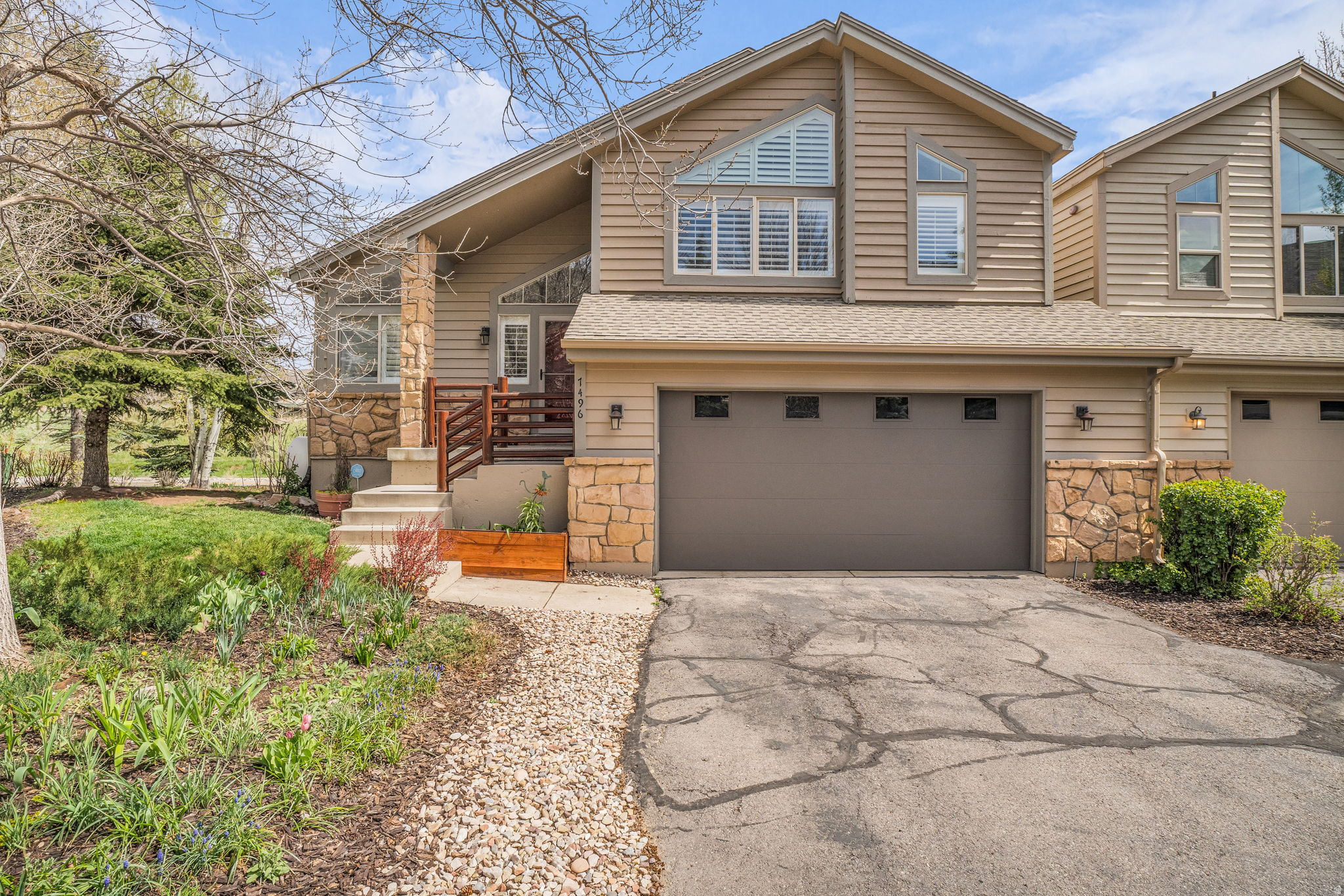 BROOK HOLLOW VILLAGE - Residential