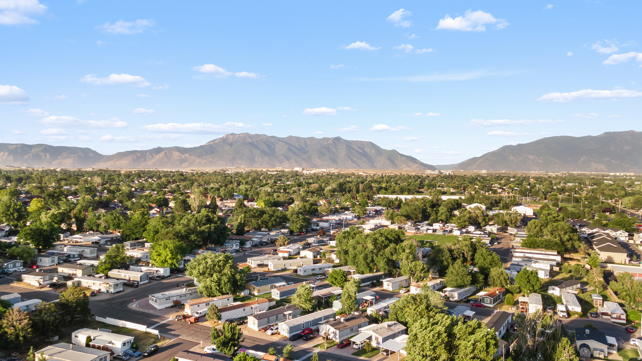 CAMBRIDGE PARK - Residential