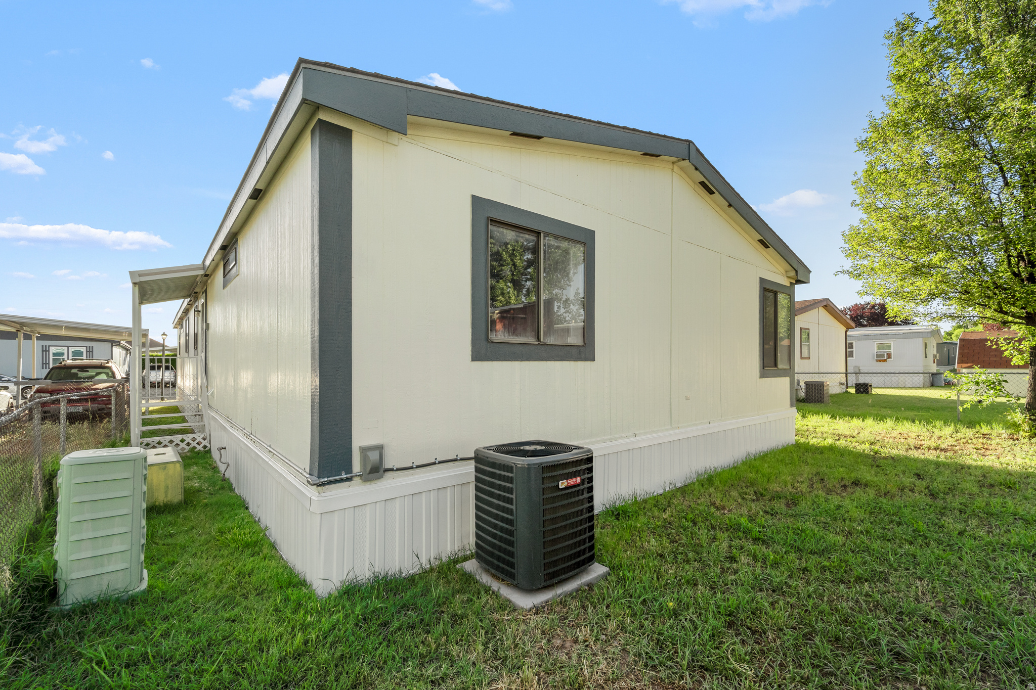 CAMBRIDGE PARK - Residential