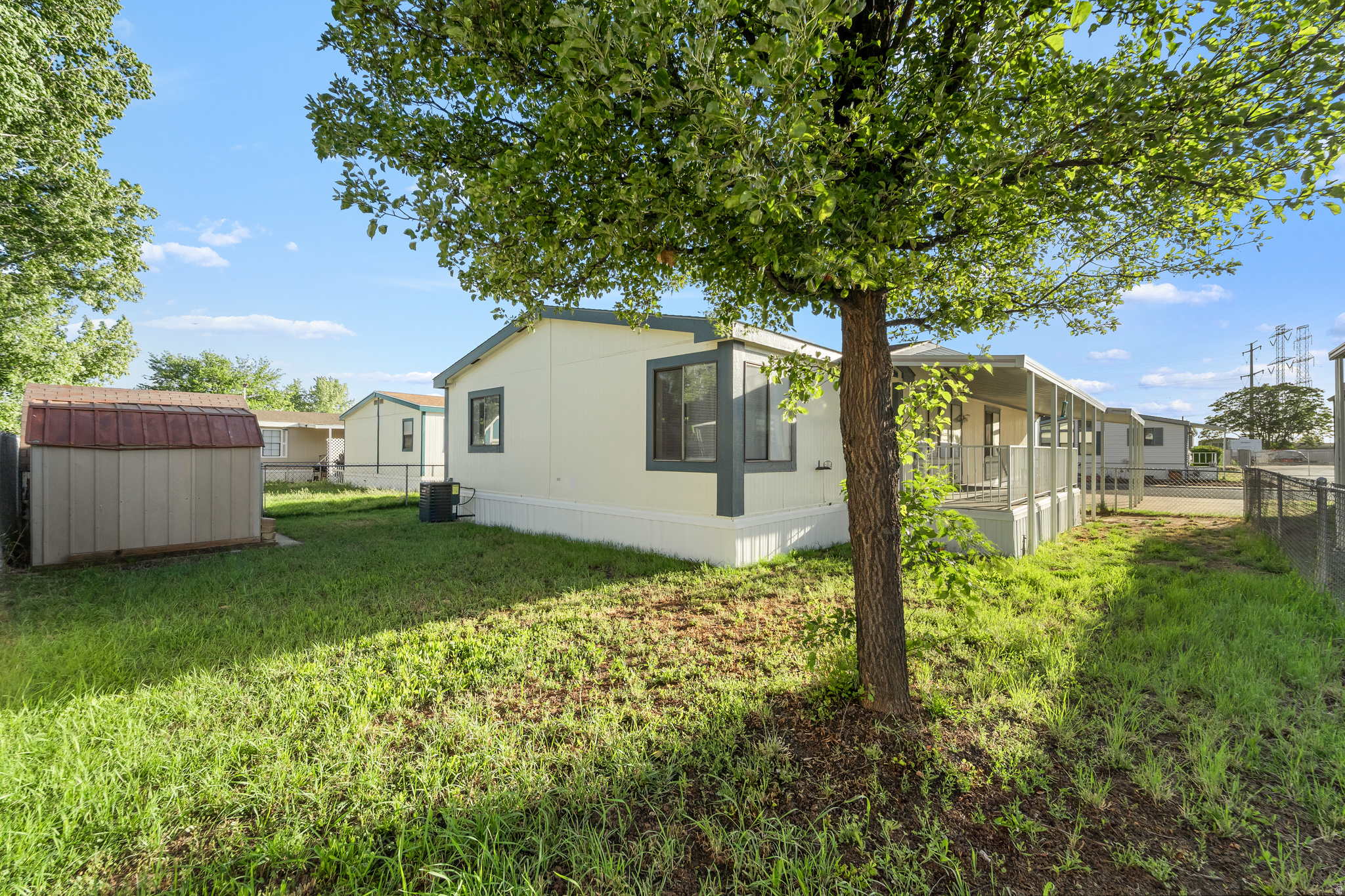 CAMBRIDGE PARK - Residential