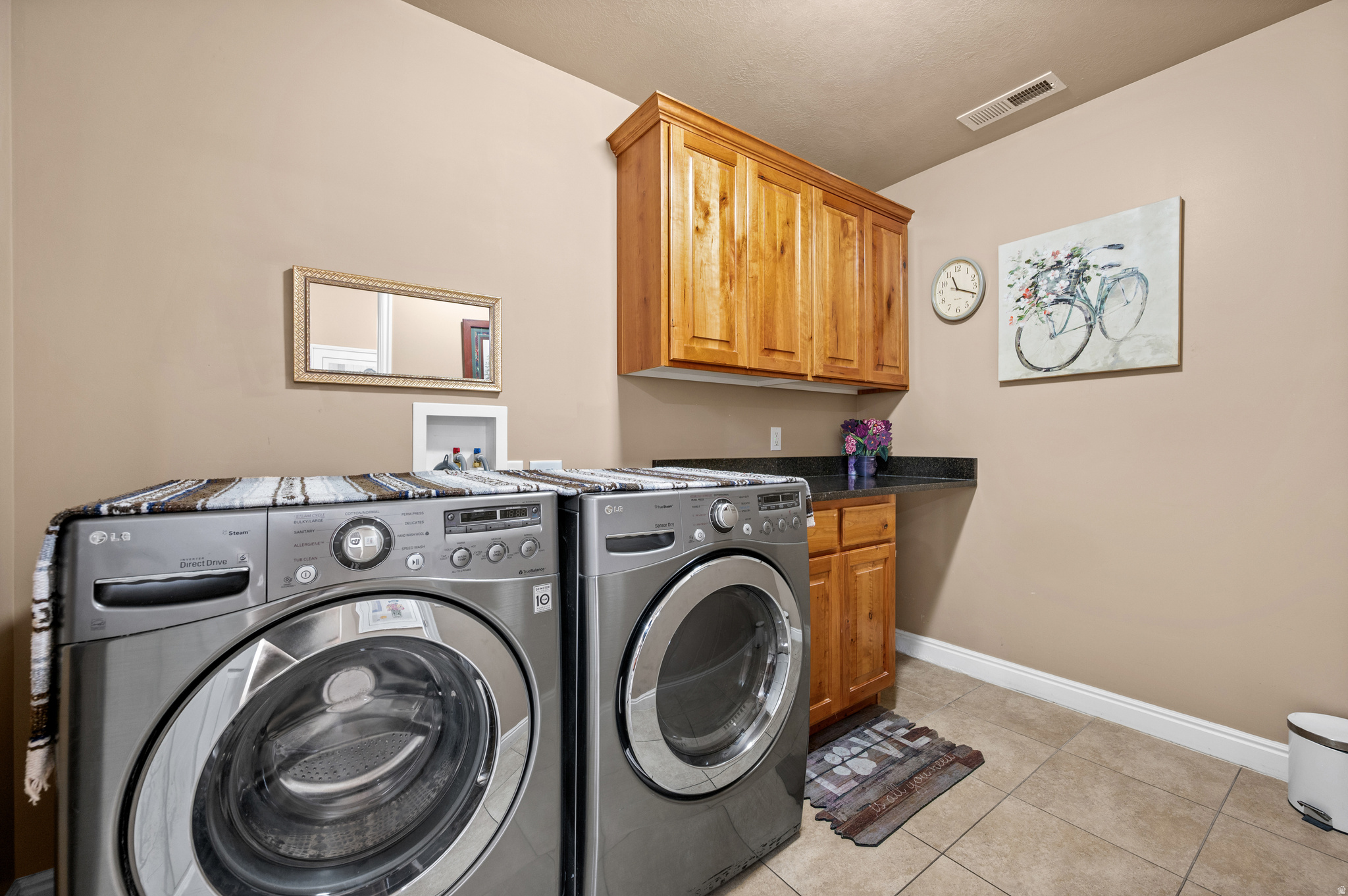 BRIDLEWOOD VILLAS - Residential