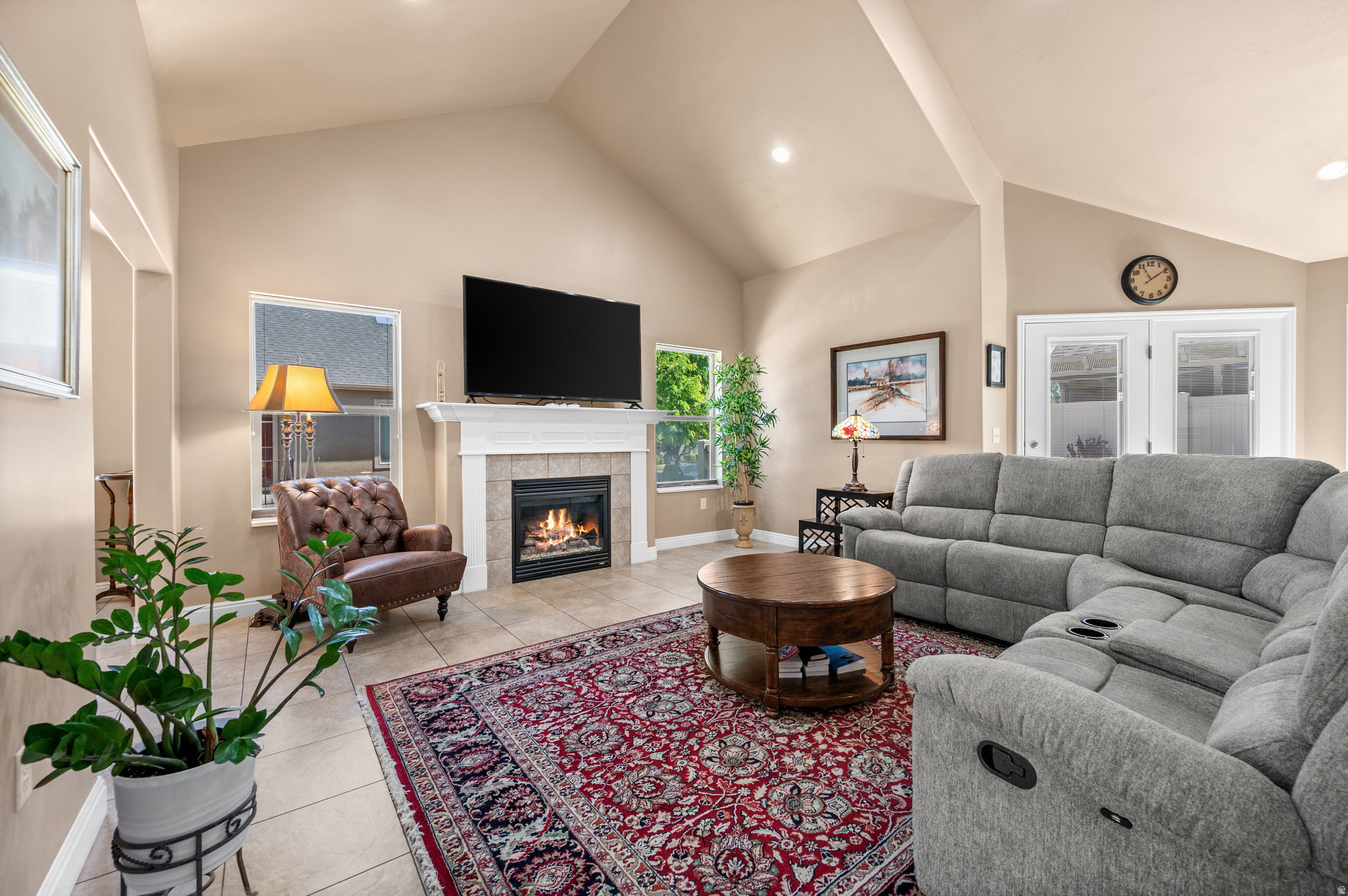 BRIDLEWOOD VILLAS - Residential
