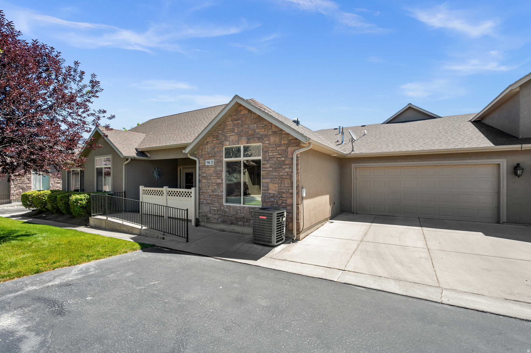 BRIDLEWOOD VILLAS - Residential