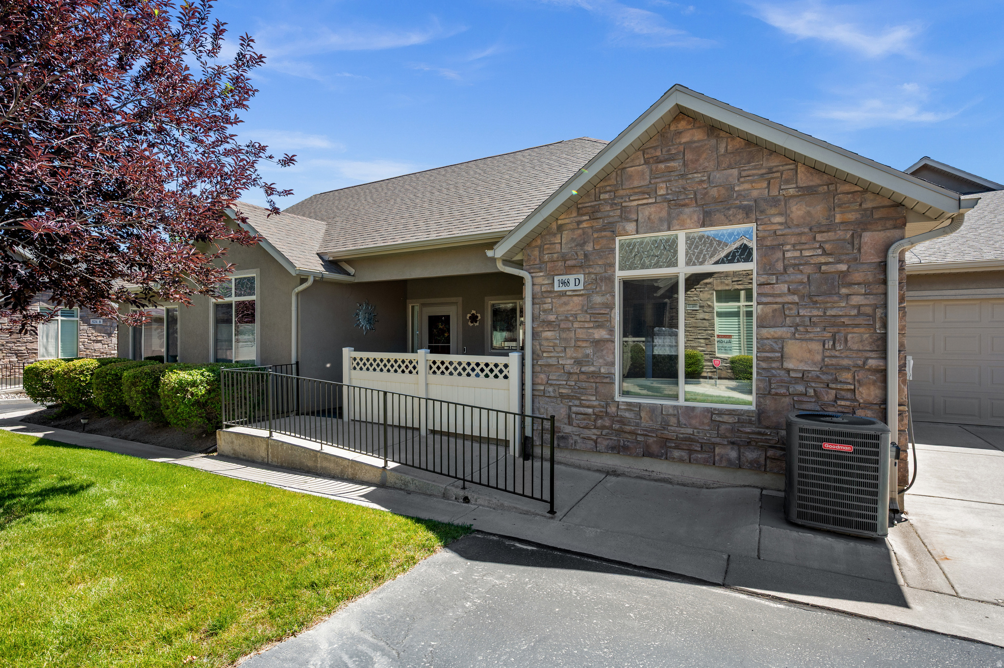 BRIDLEWOOD VILLAS - Residential