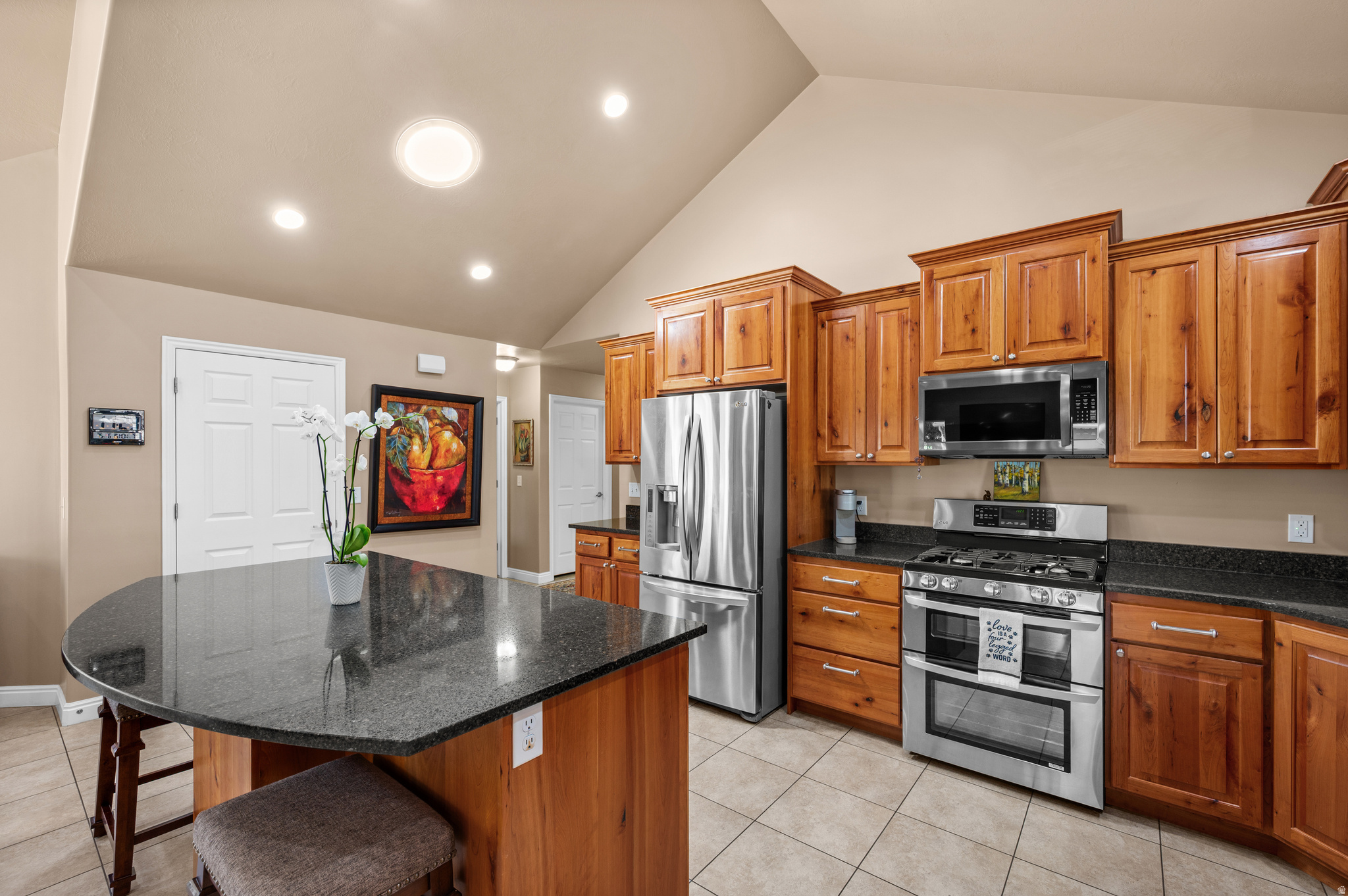 BRIDLEWOOD VILLAS - Residential