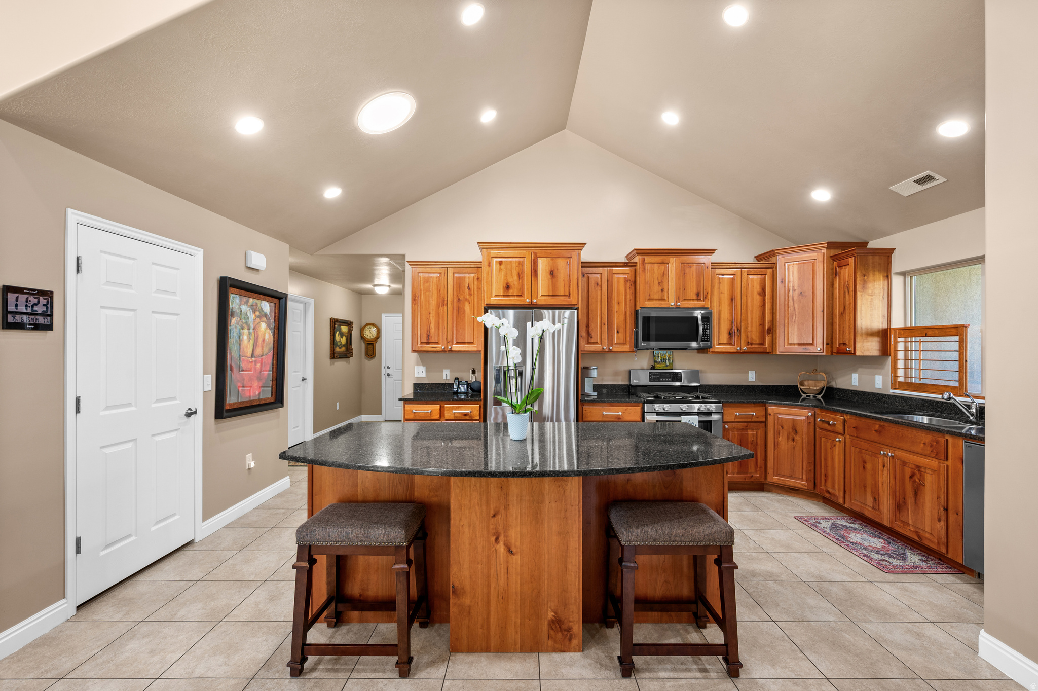 BRIDLEWOOD VILLAS - Residential
