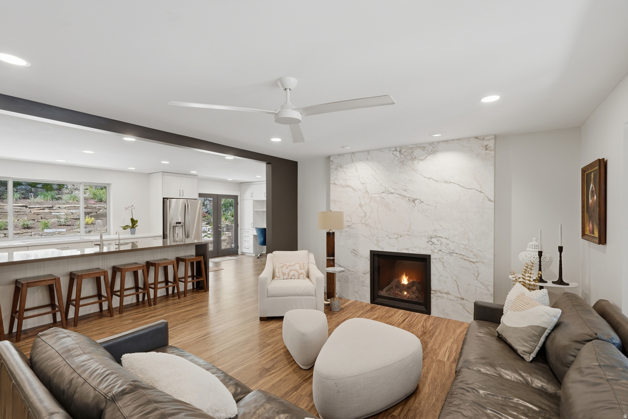 HODS HOLLOW - Residential