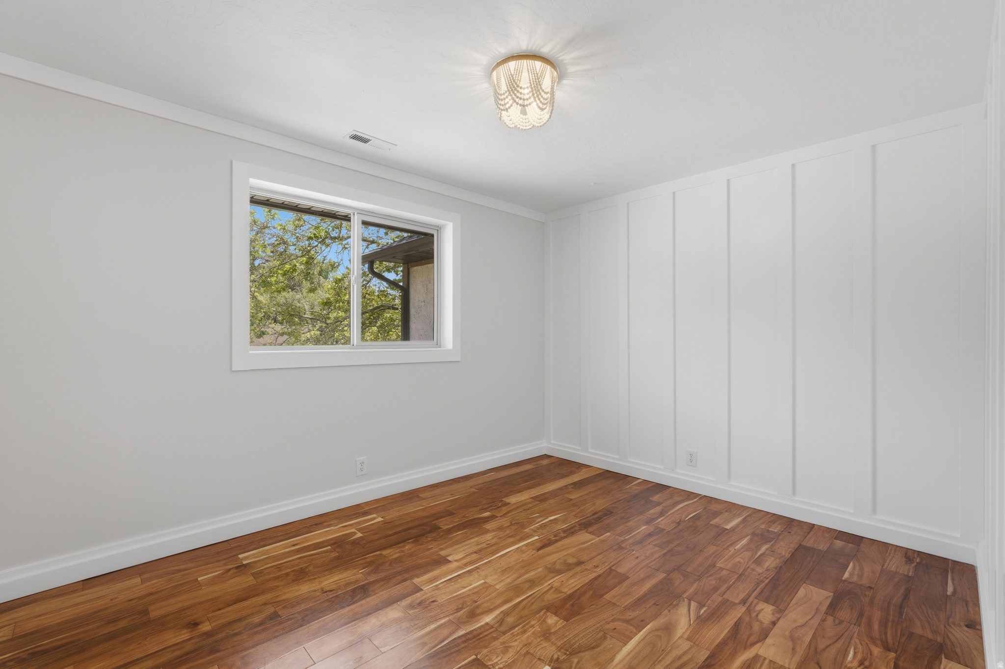 HODS HOLLOW - Residential