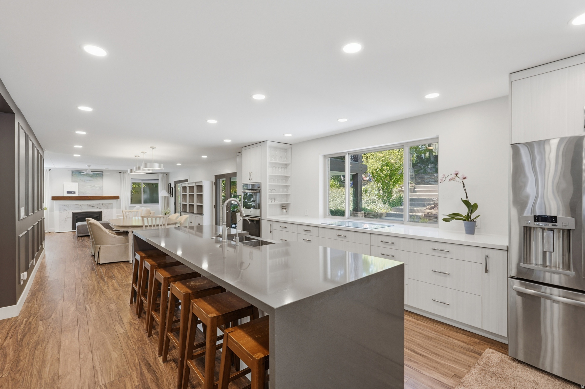 HODS HOLLOW - Residential
