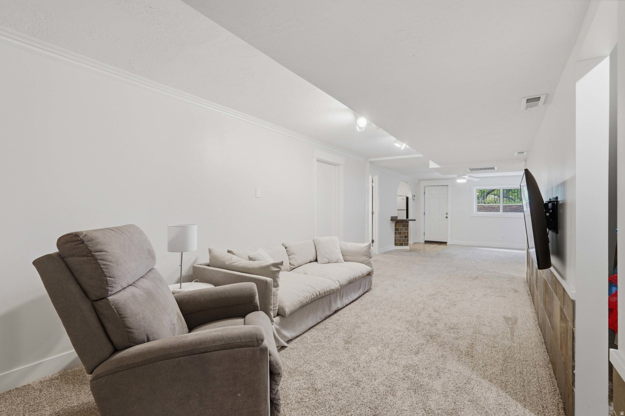 HODS HOLLOW - Residential