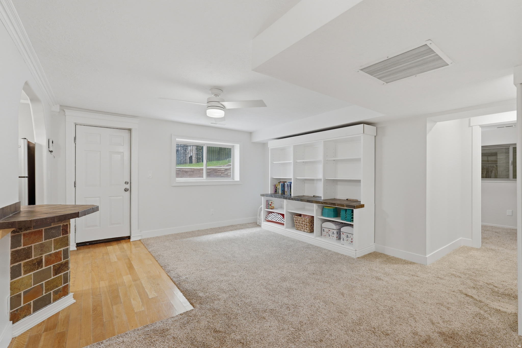 HODS HOLLOW - Residential