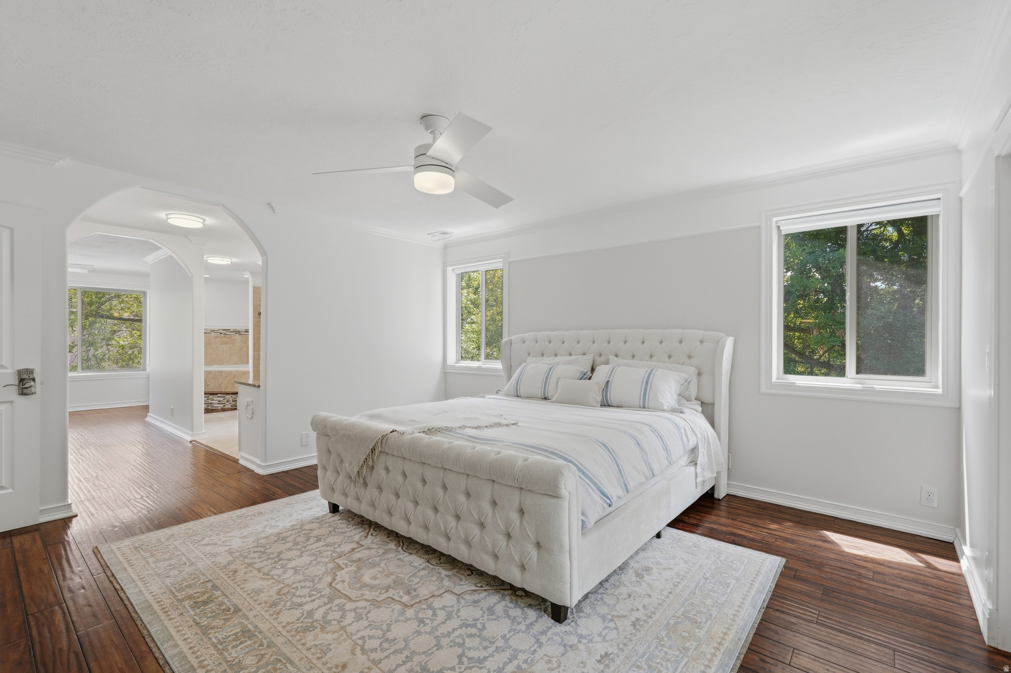 HODS HOLLOW - Residential
