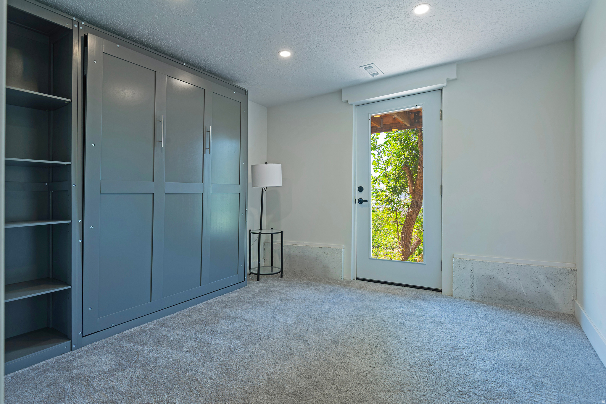 INTERLAKEN - Residential