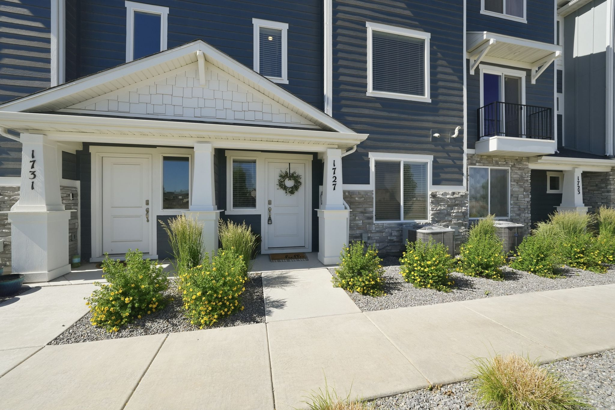 EAGLE POINT - Residential