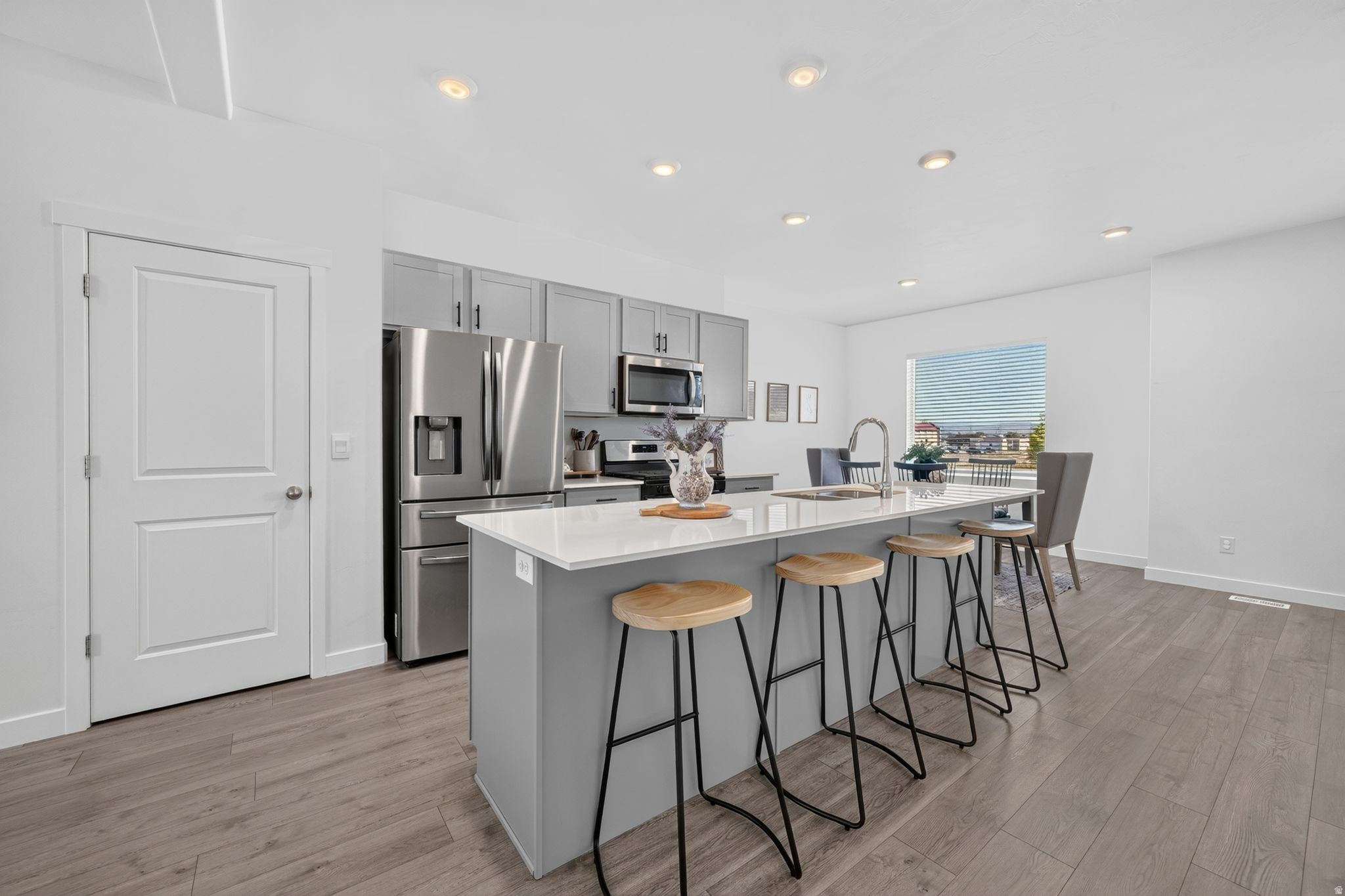 EAGLE POINT - Residential