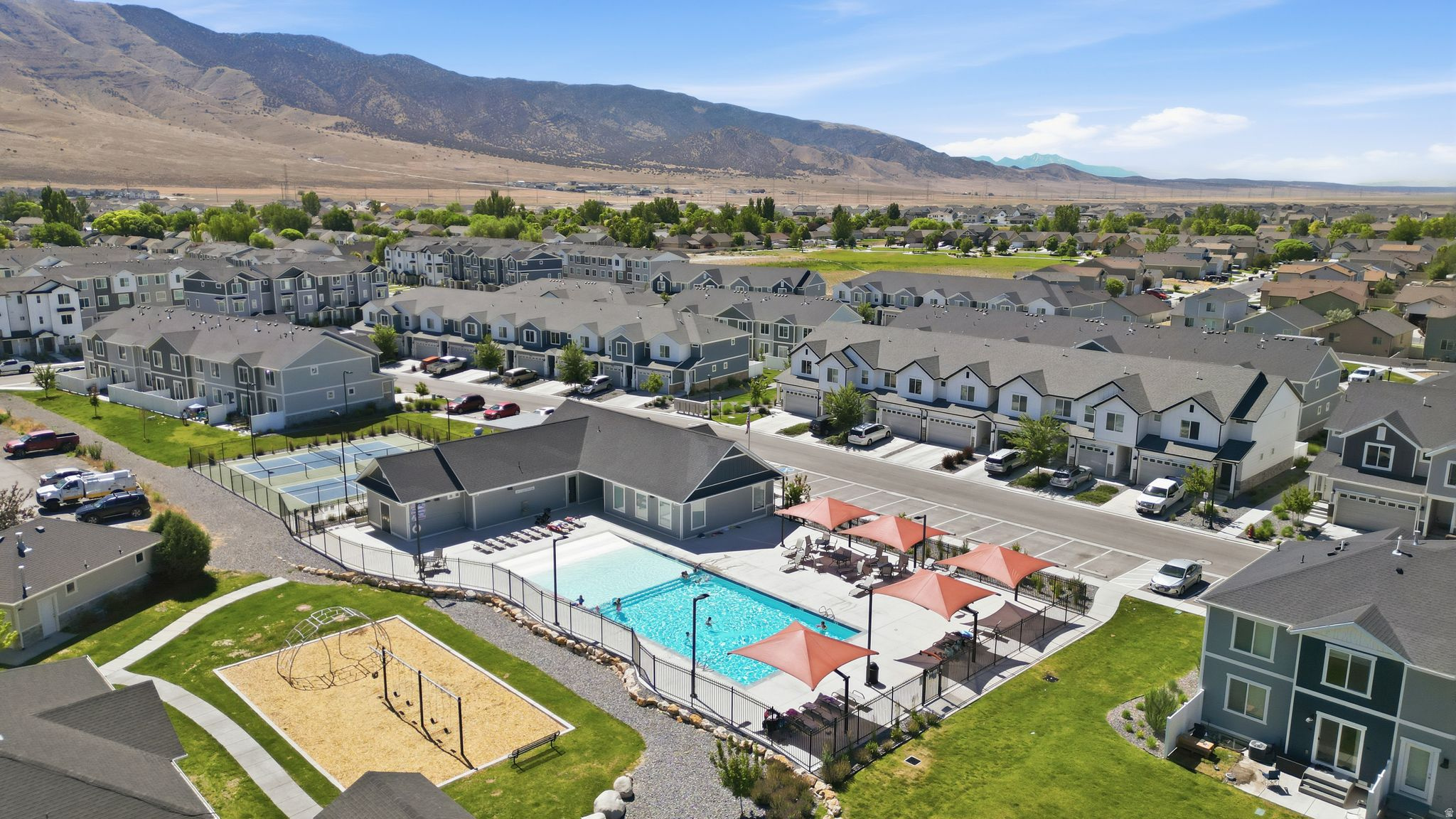 EAGLE POINT - Residential
