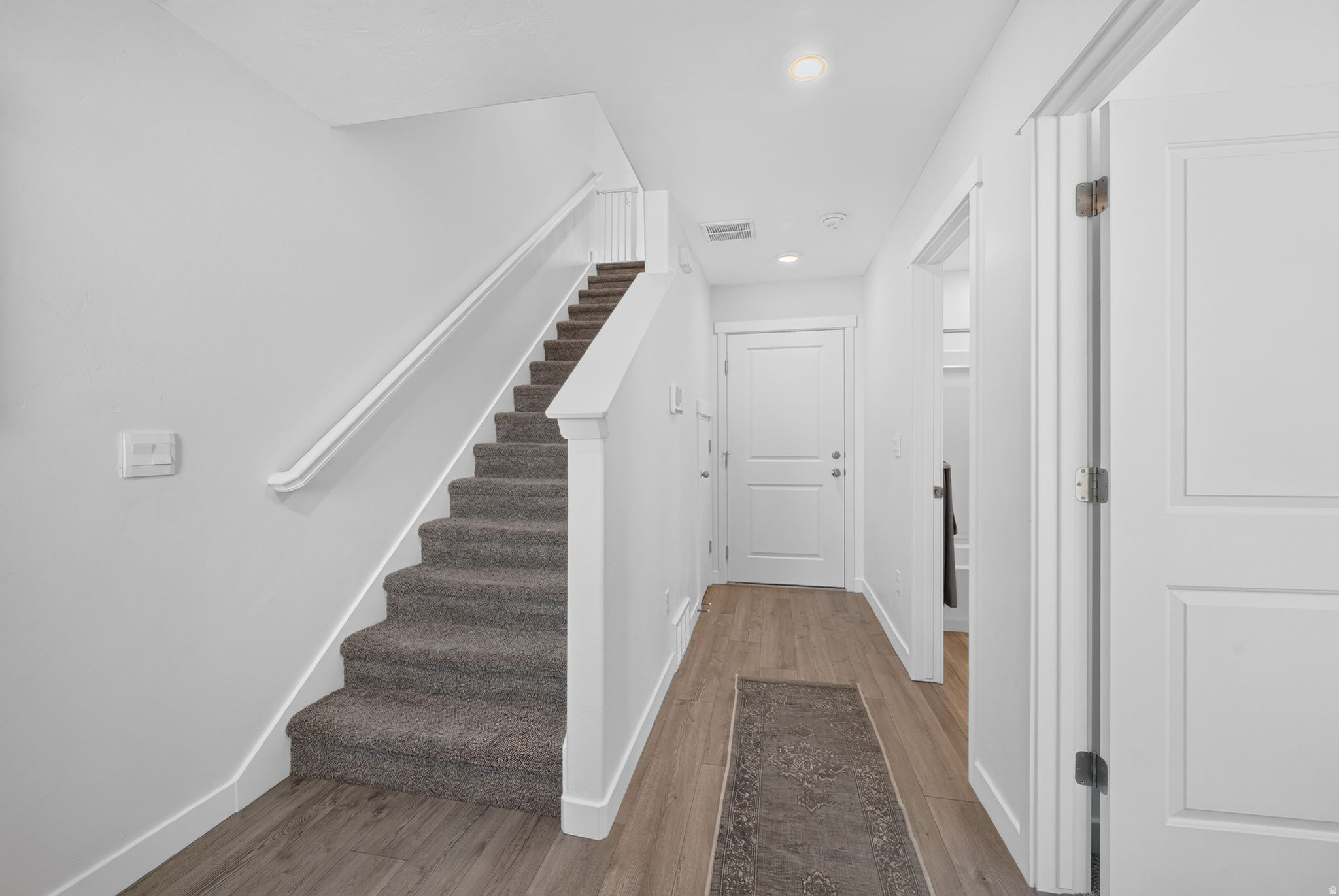 EAGLE POINT - Residential
