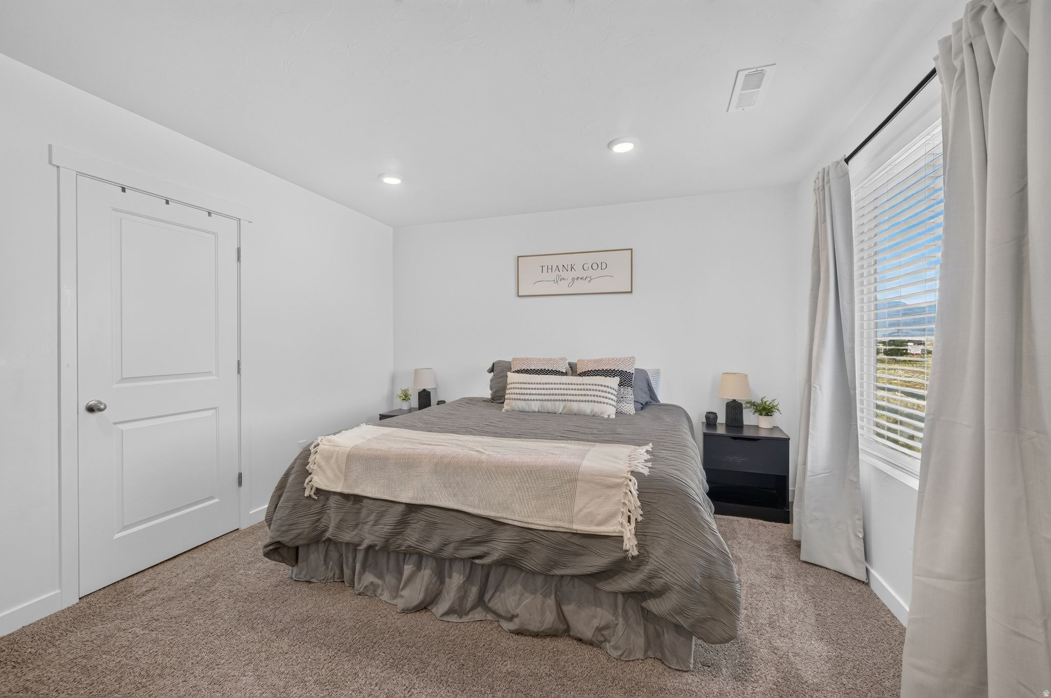 EAGLE POINT - Residential