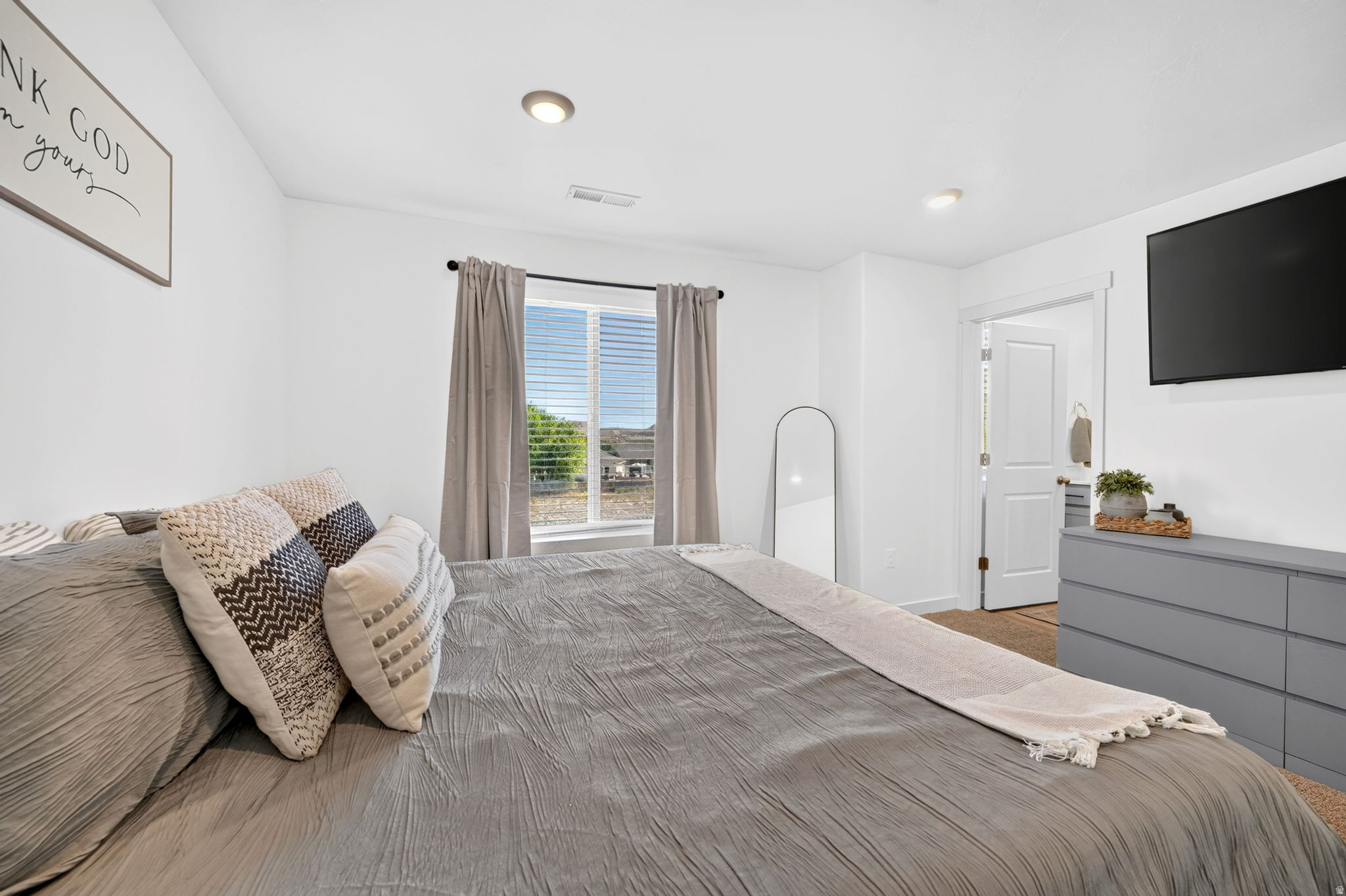 EAGLE POINT - Residential