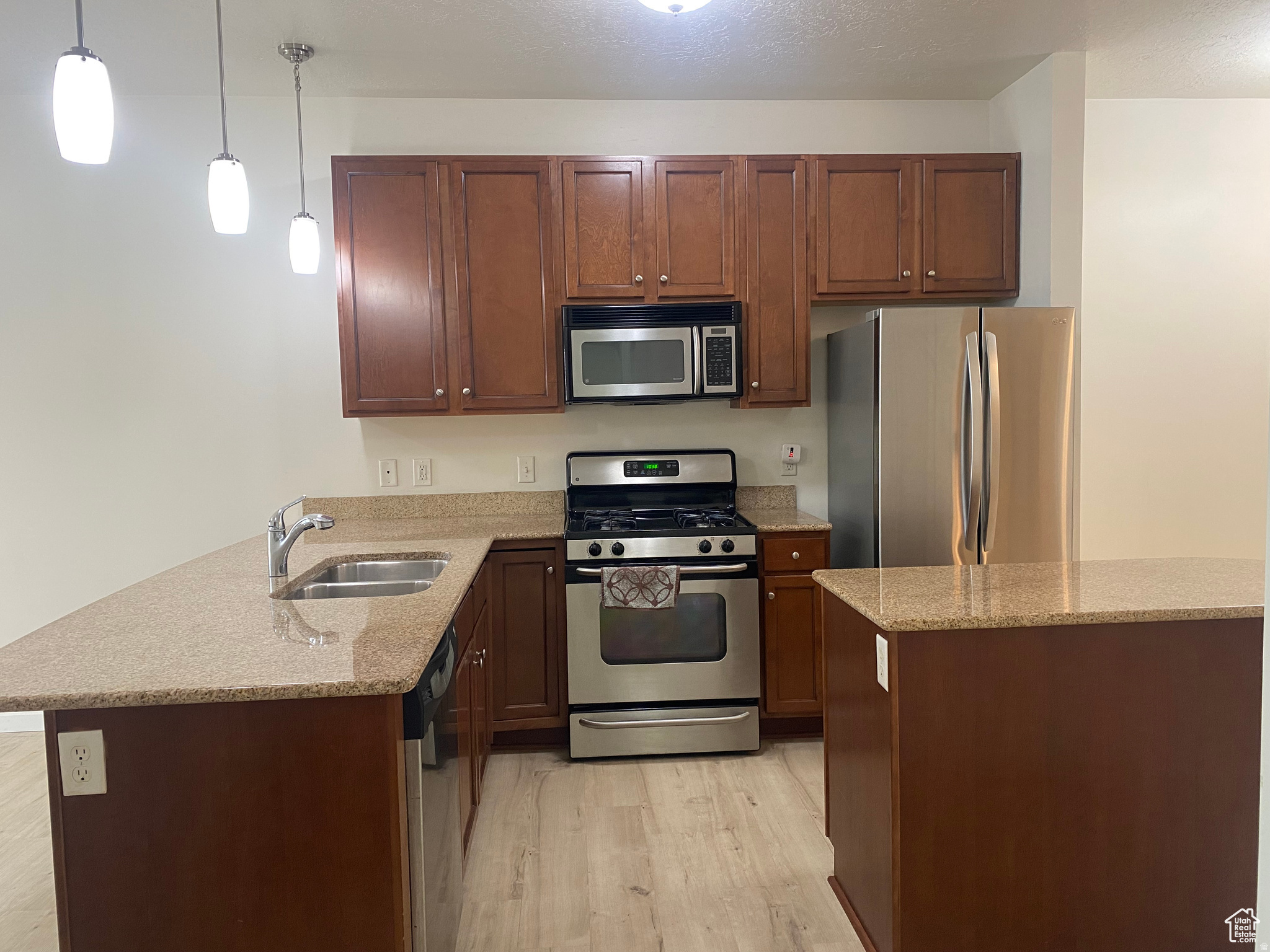 CENTRAL POINTE CONDOMINIUMS - Residential
