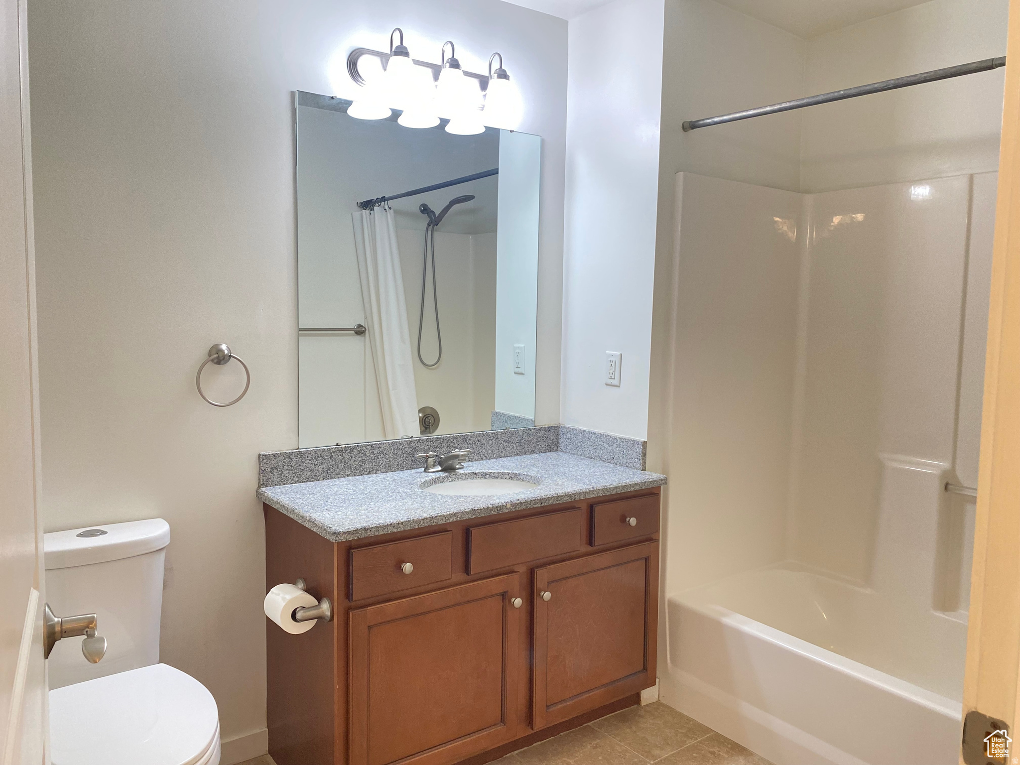 CENTRAL POINTE CONDOMINIUMS - Residential