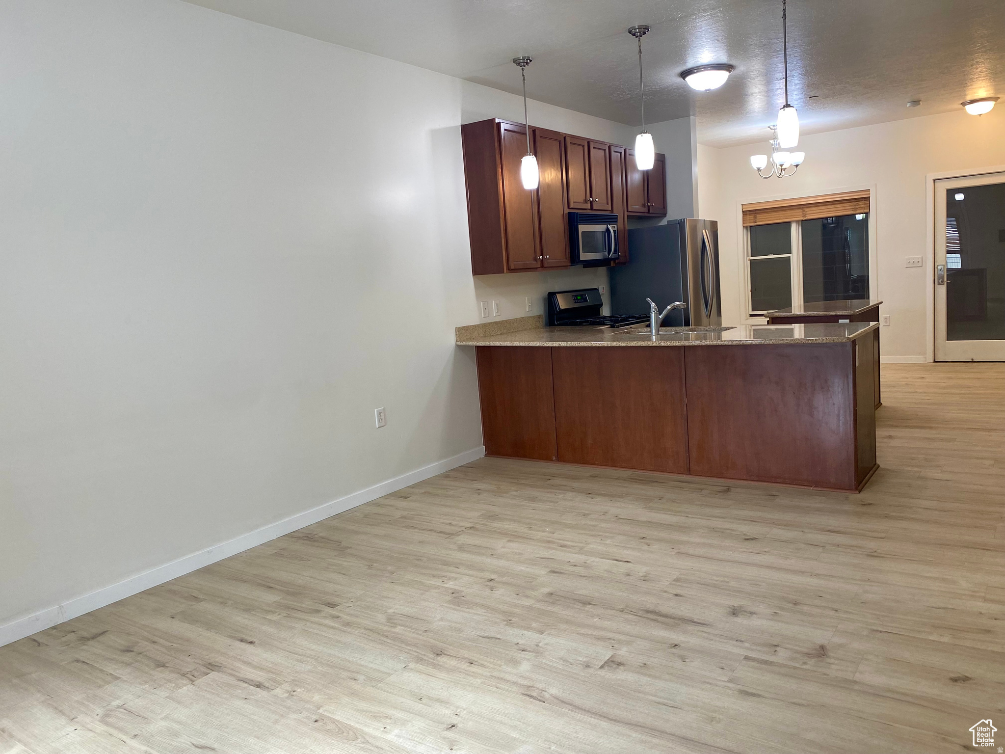CENTRAL POINTE CONDOMINIUMS - Residential