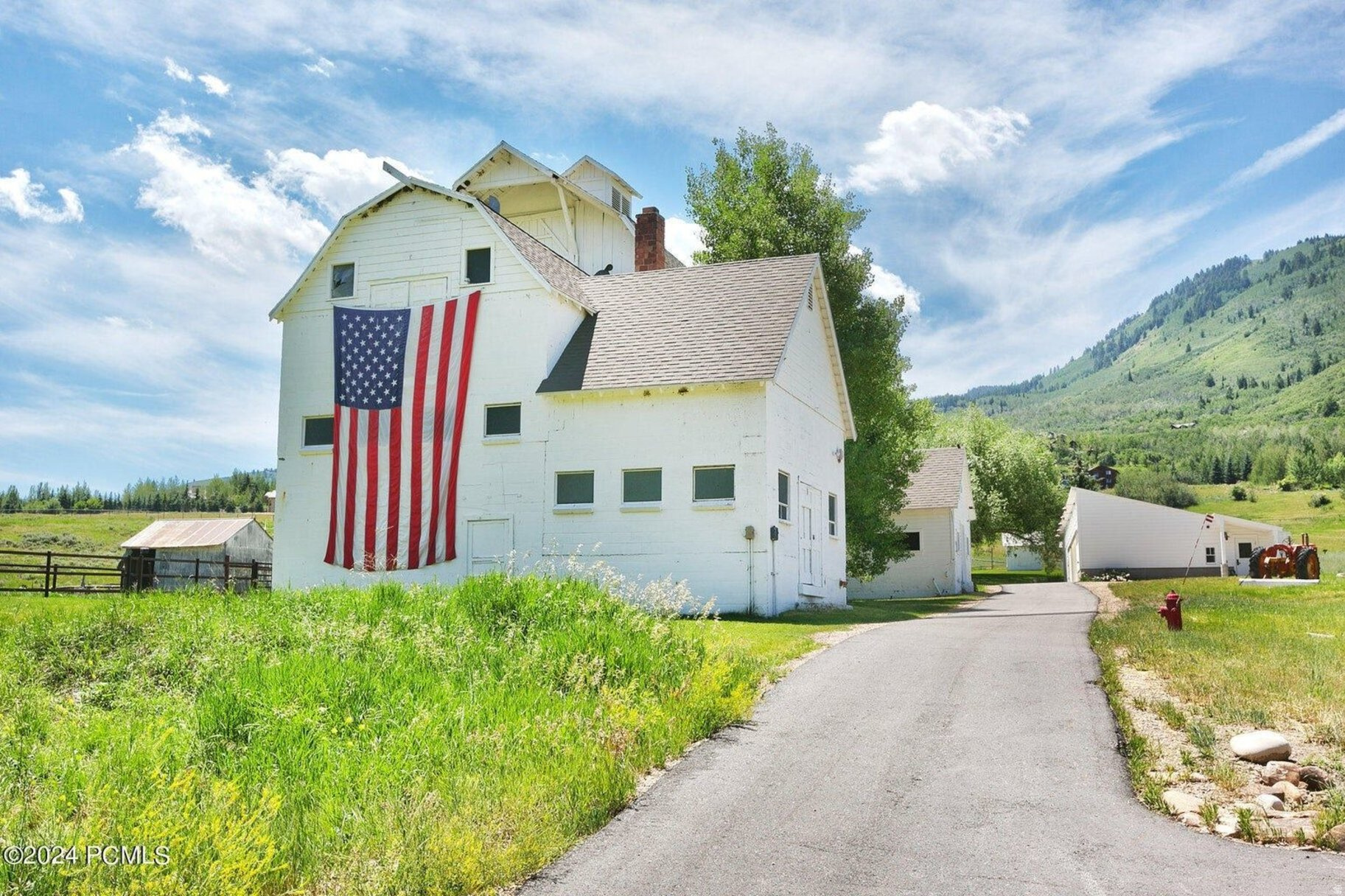 ASPEN SPRINGS RANCH - Residential