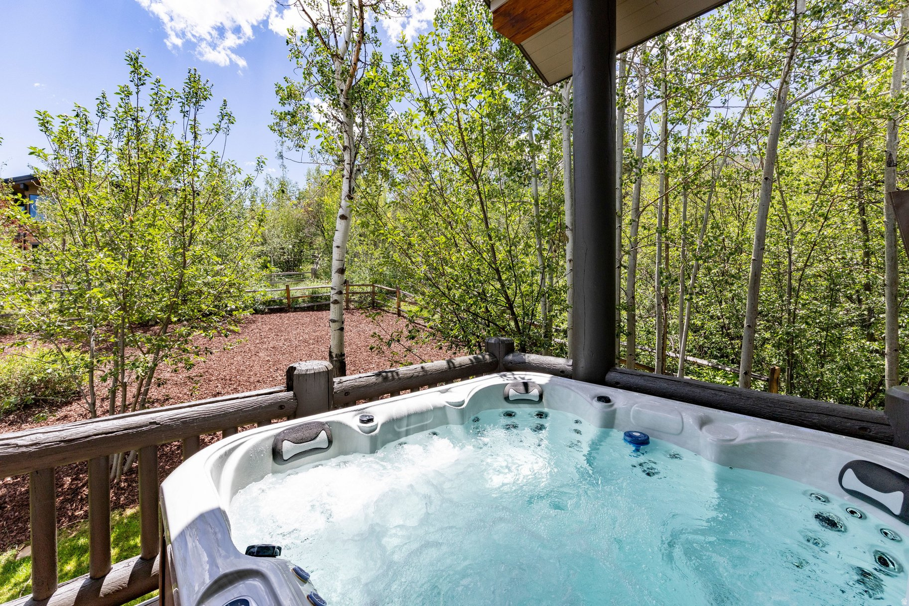ASPEN SPRINGS RANCH - Residential