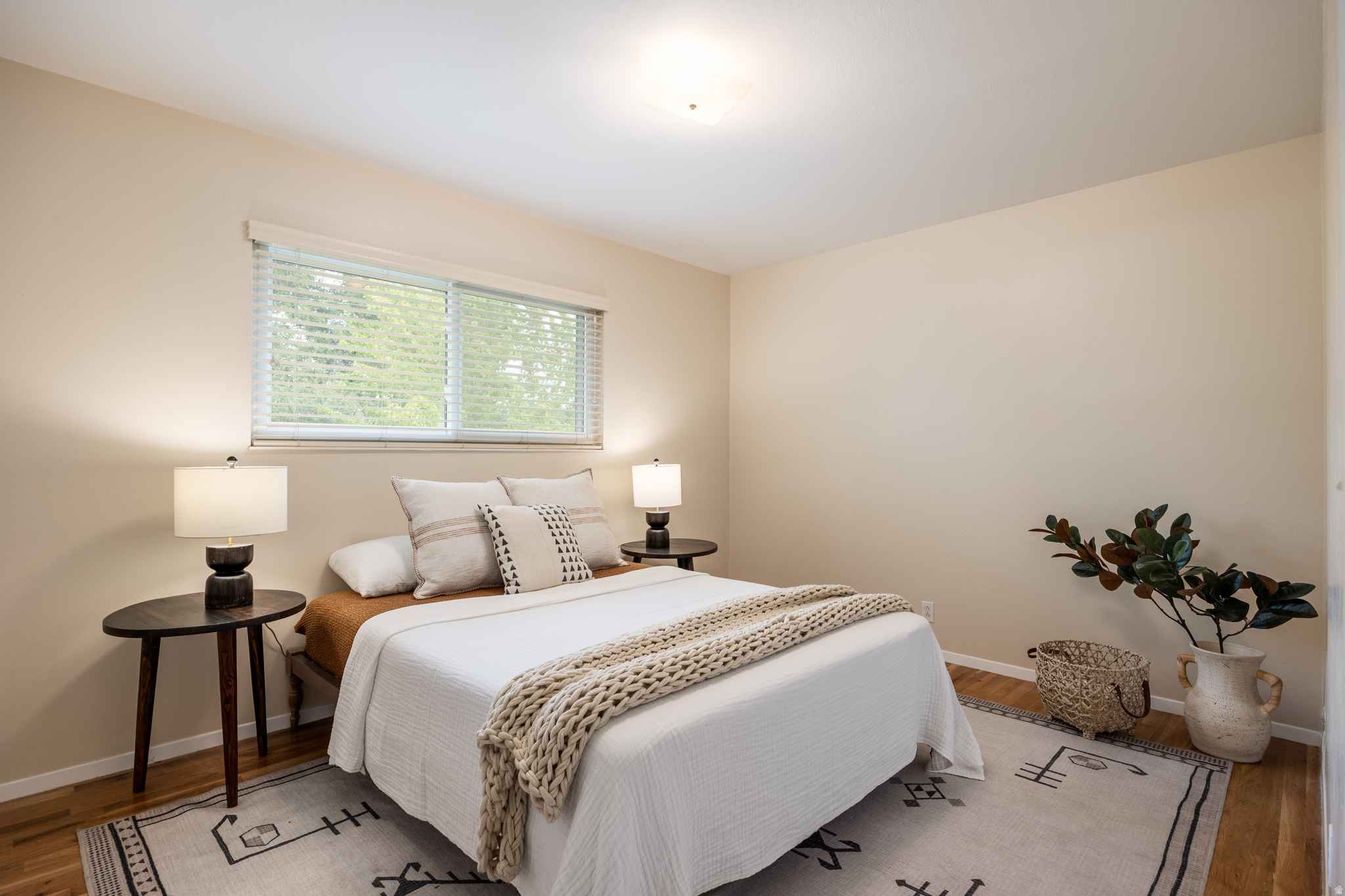CHERRY HILLS - Residential