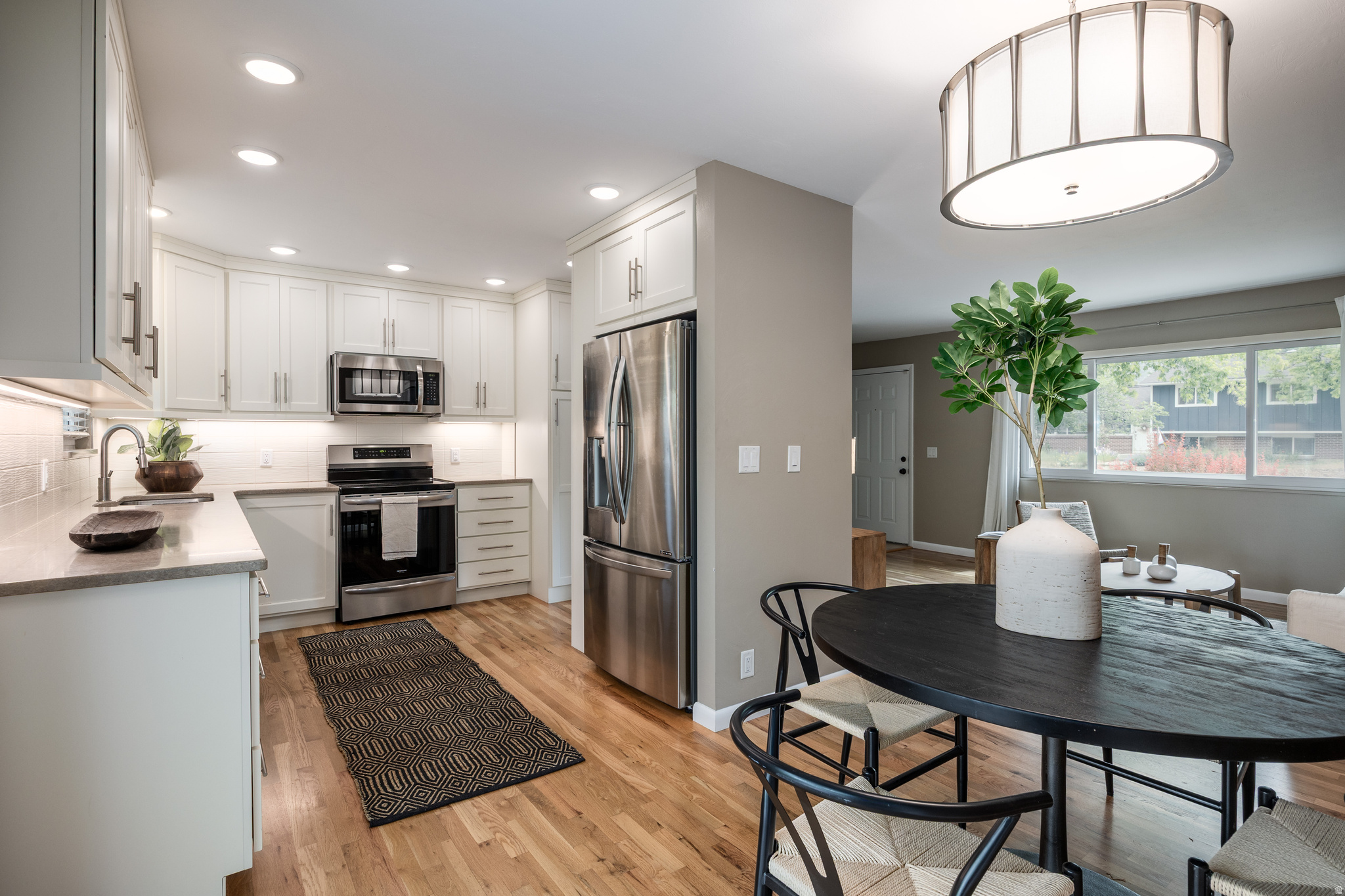 CHERRY HILLS - Residential