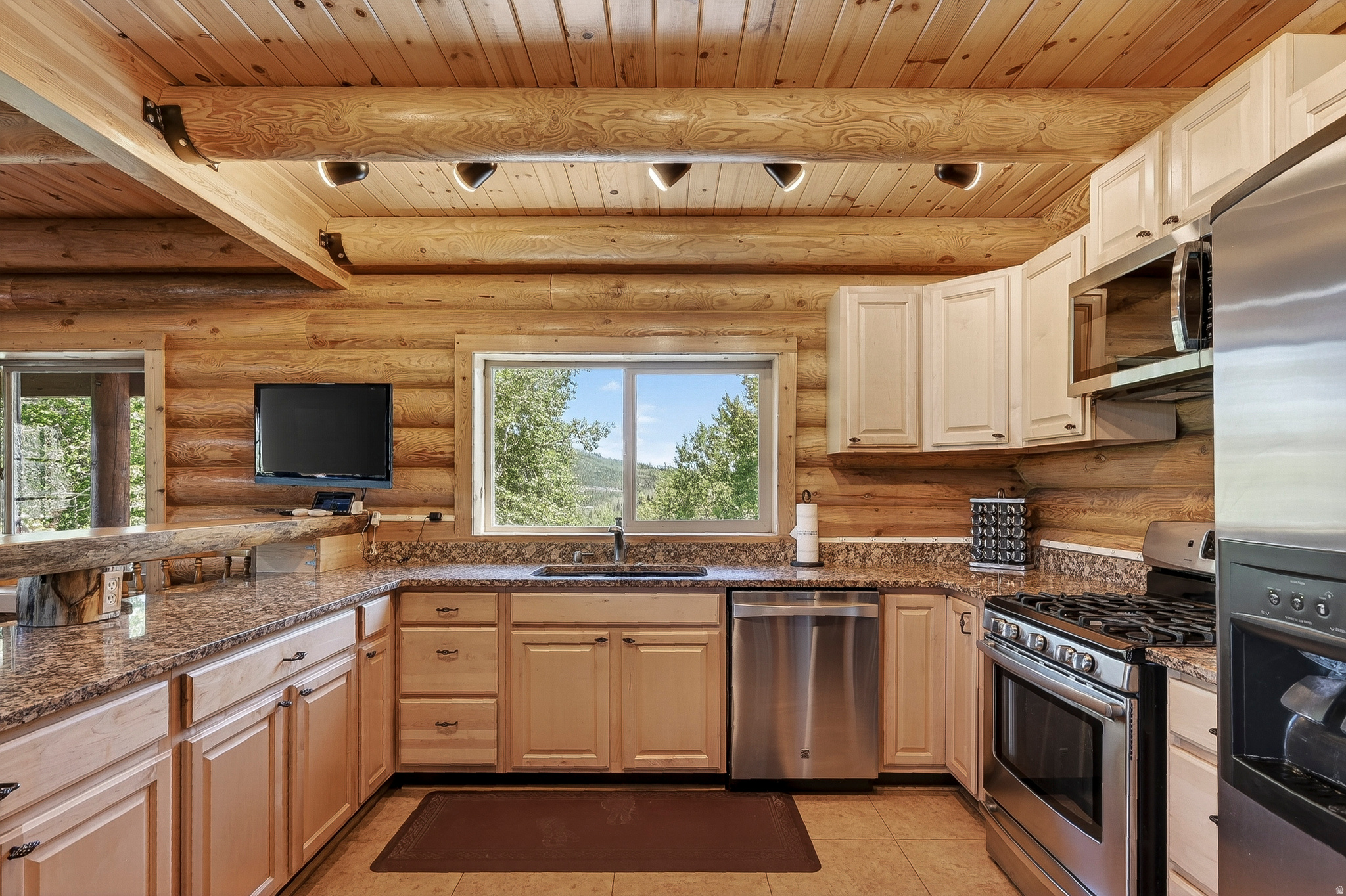WOODBRIDGE SUBD - Residential