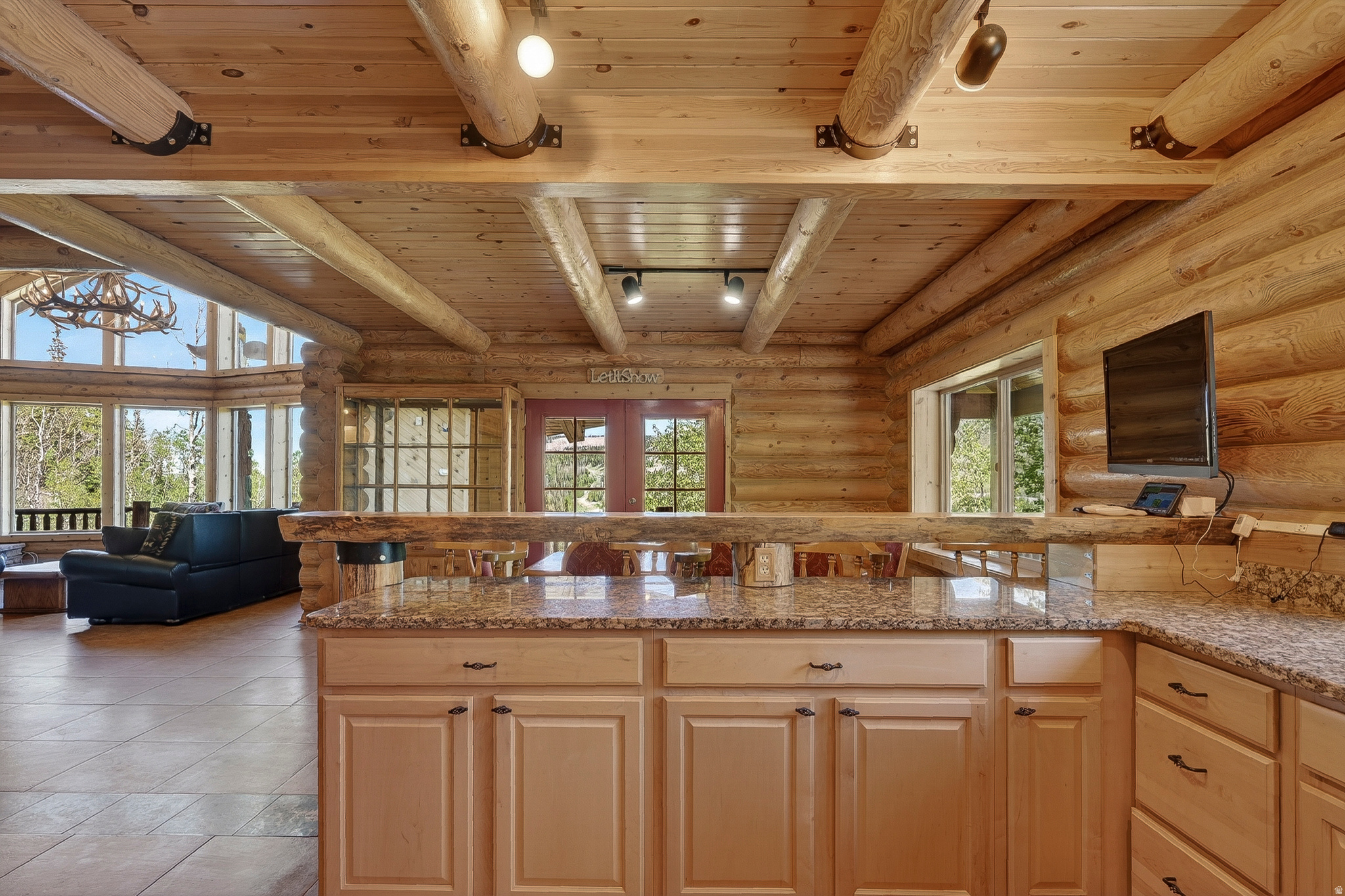 WOODBRIDGE SUBD - Residential