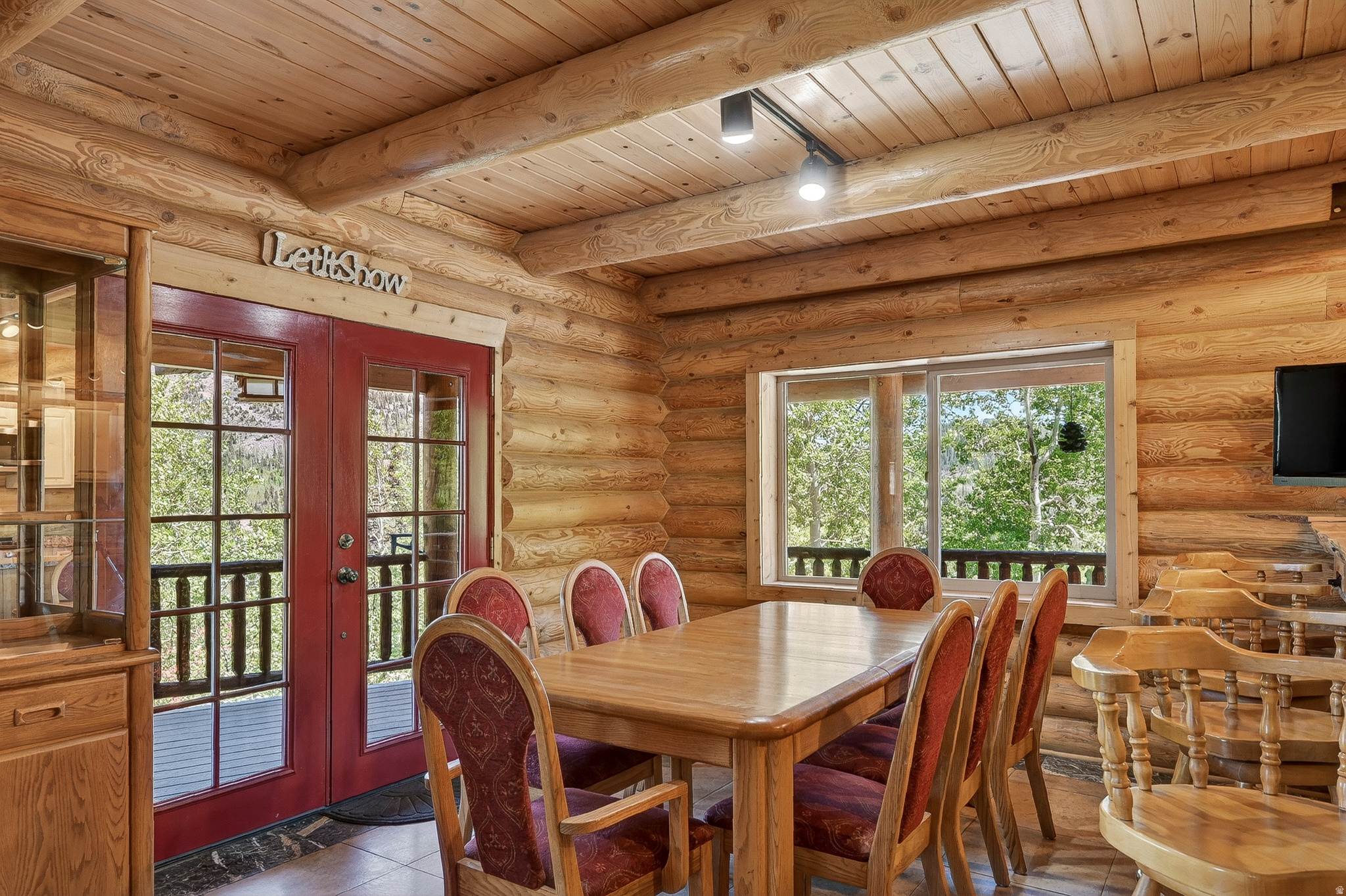 WOODBRIDGE SUBD - Residential