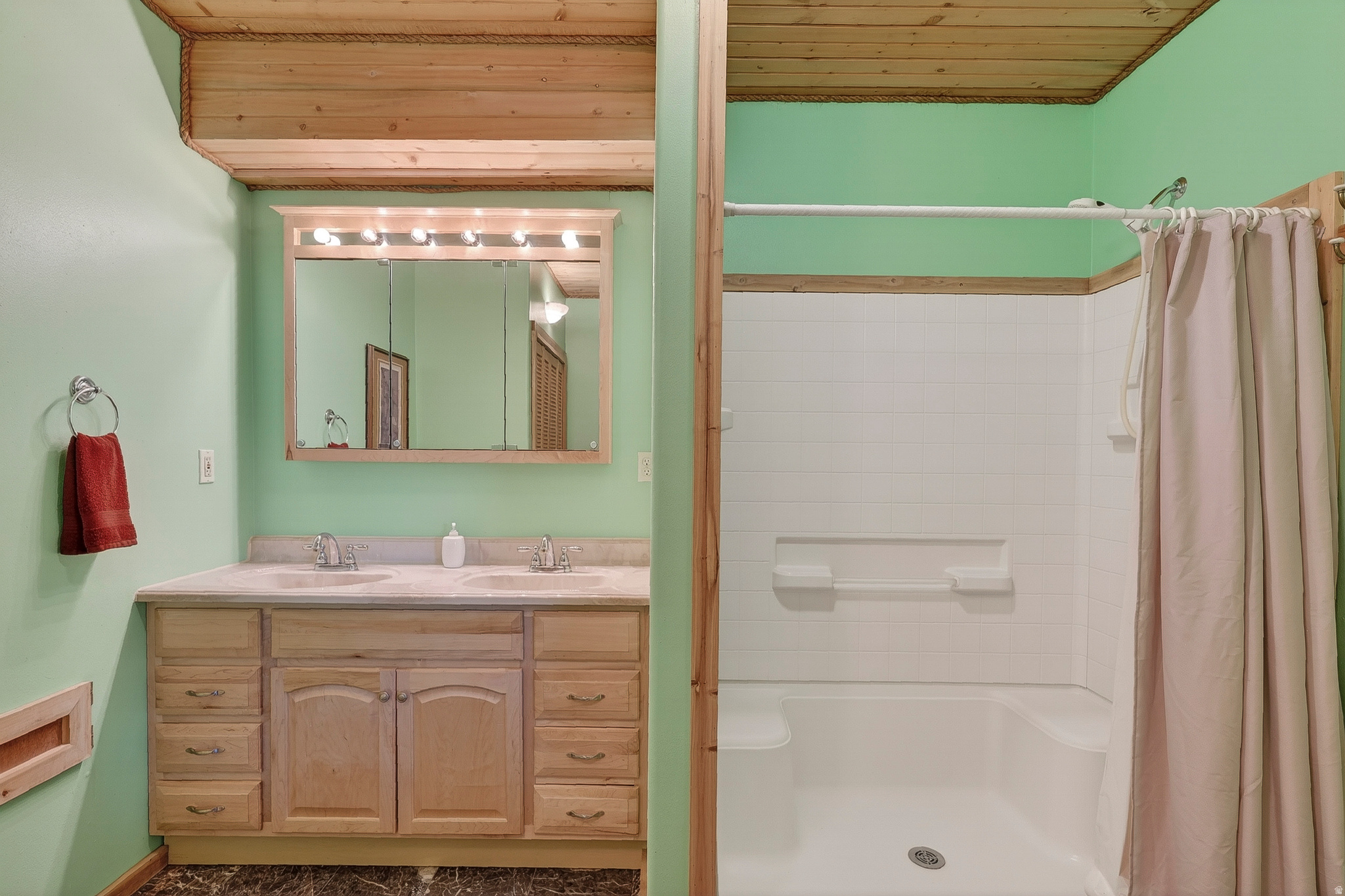 WOODBRIDGE SUBD - Residential