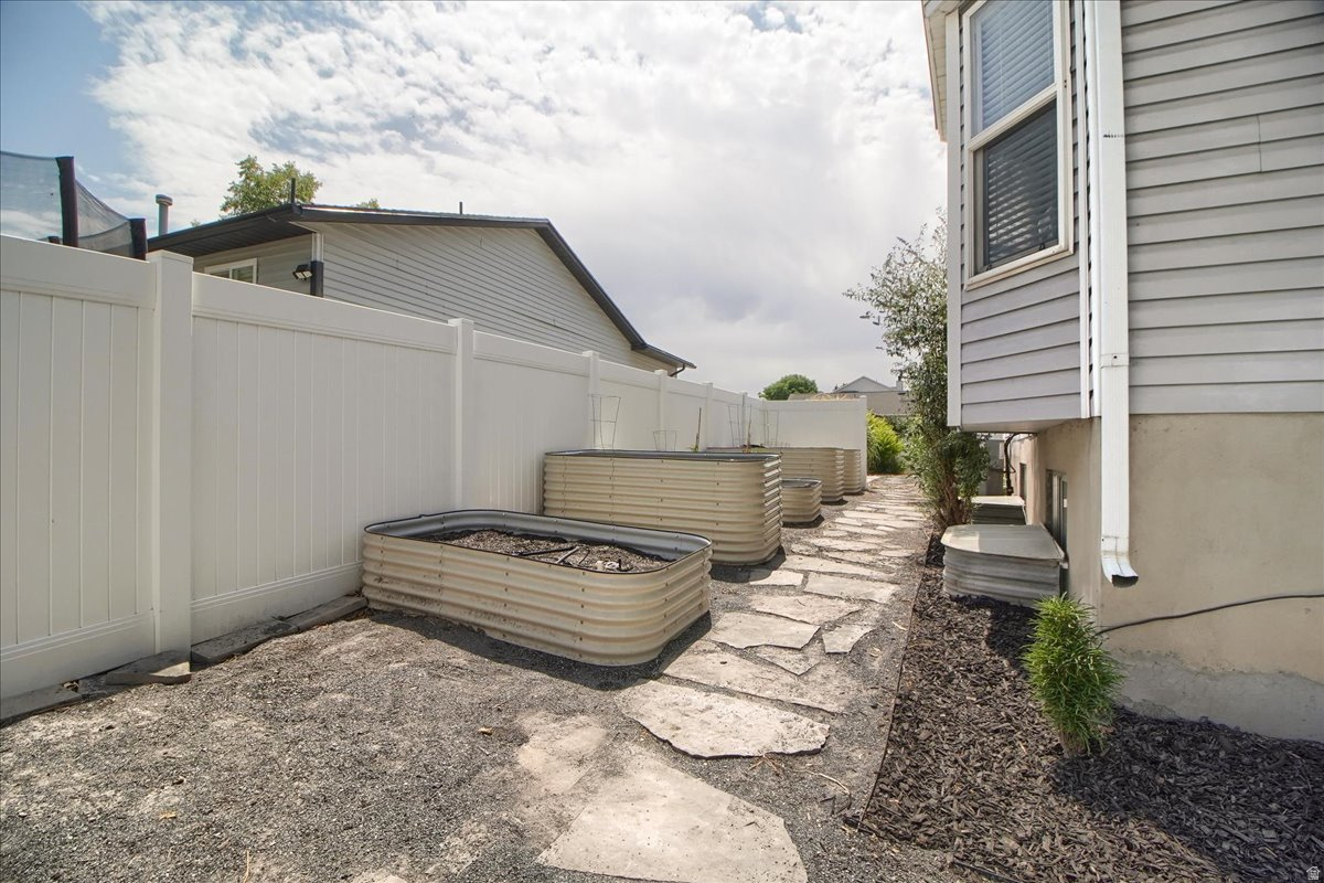TAYLORSVILLE COVE - Residential