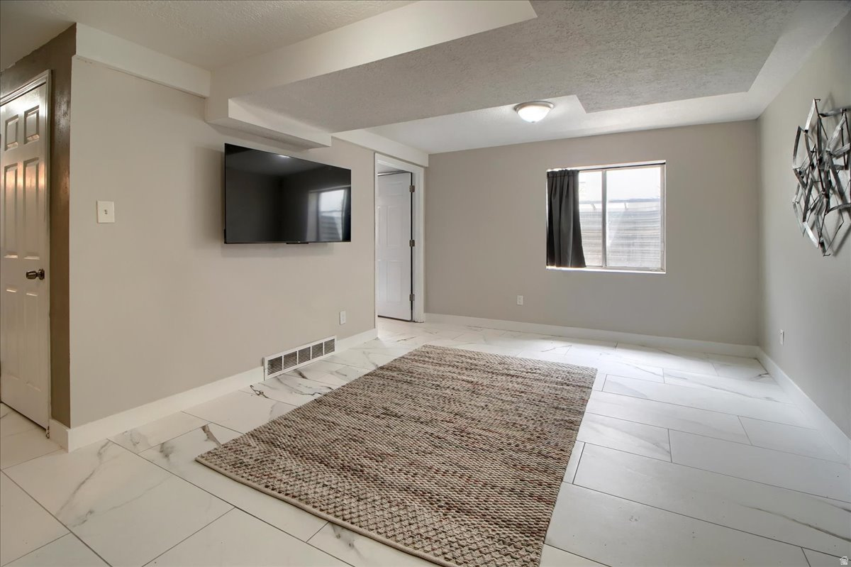 TAYLORSVILLE COVE - Residential