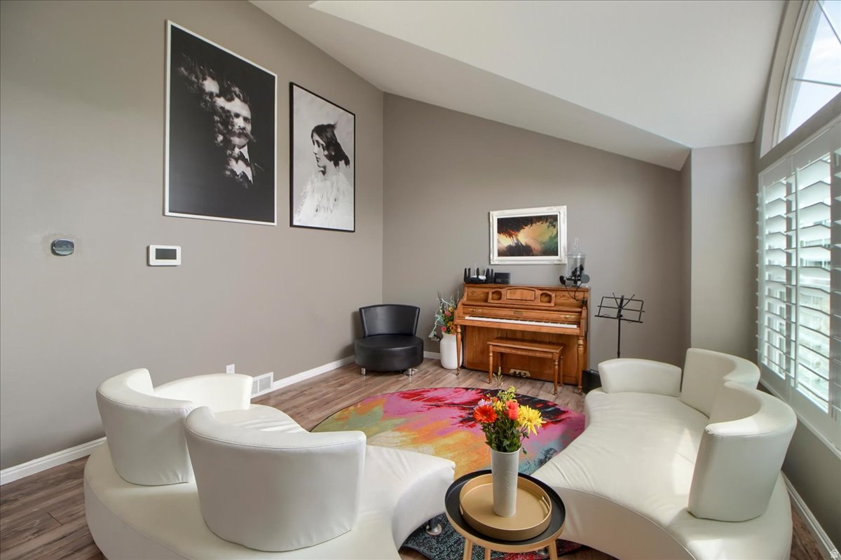 TAYLORSVILLE COVE - Residential
