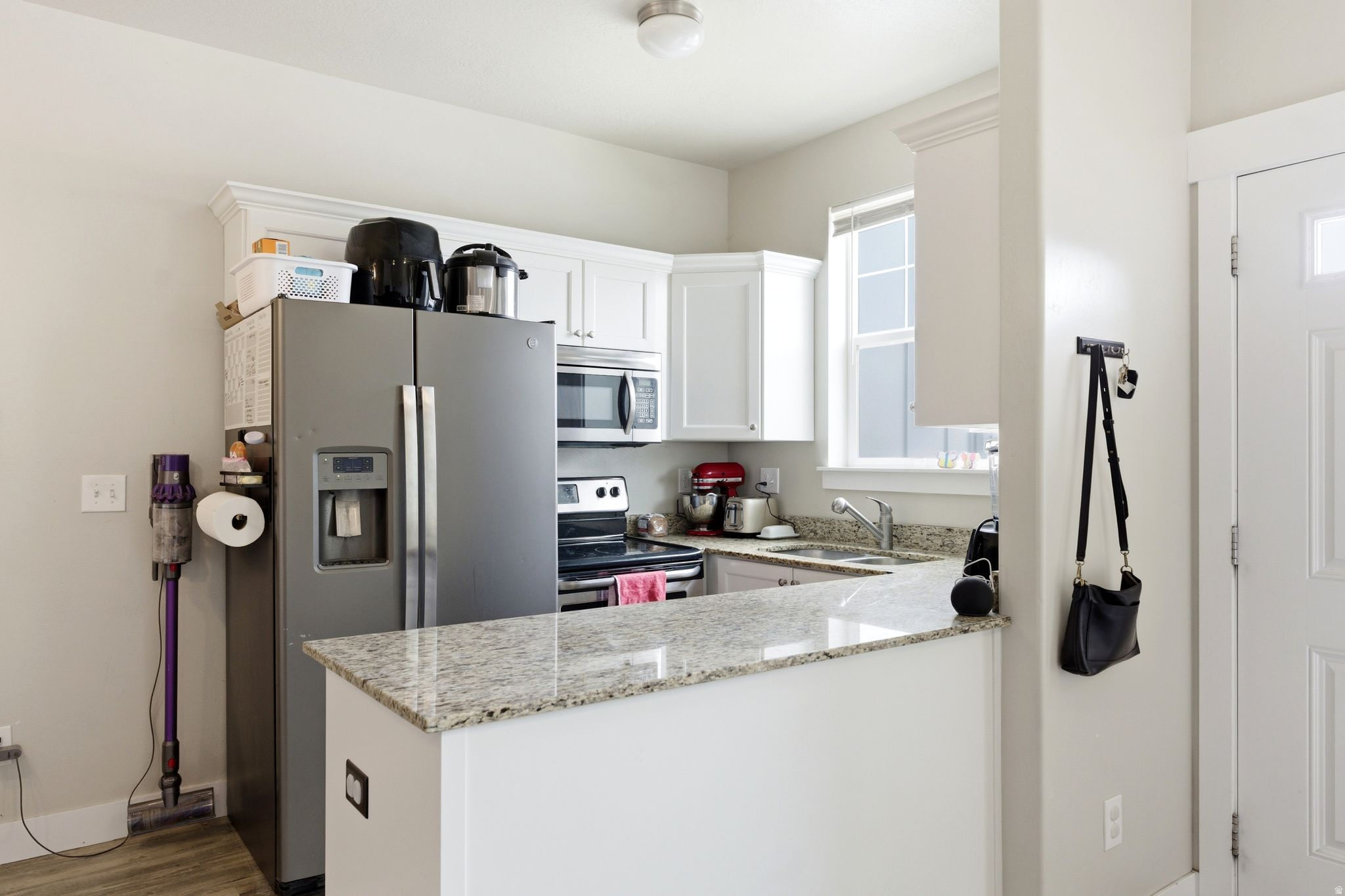 EAGLE POINT - Residential