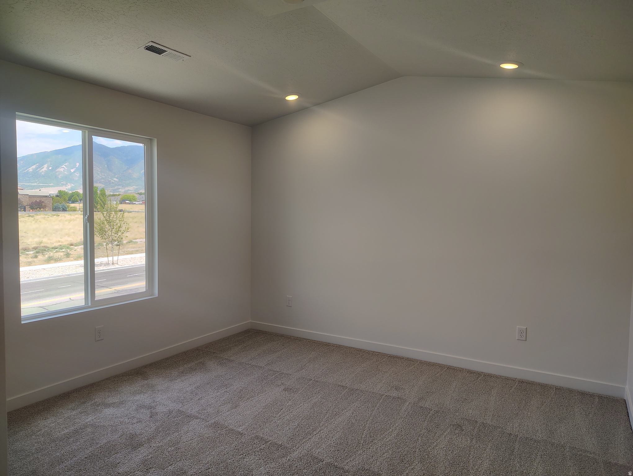THE VILLAS AT SUNSET ESTATES - Residential