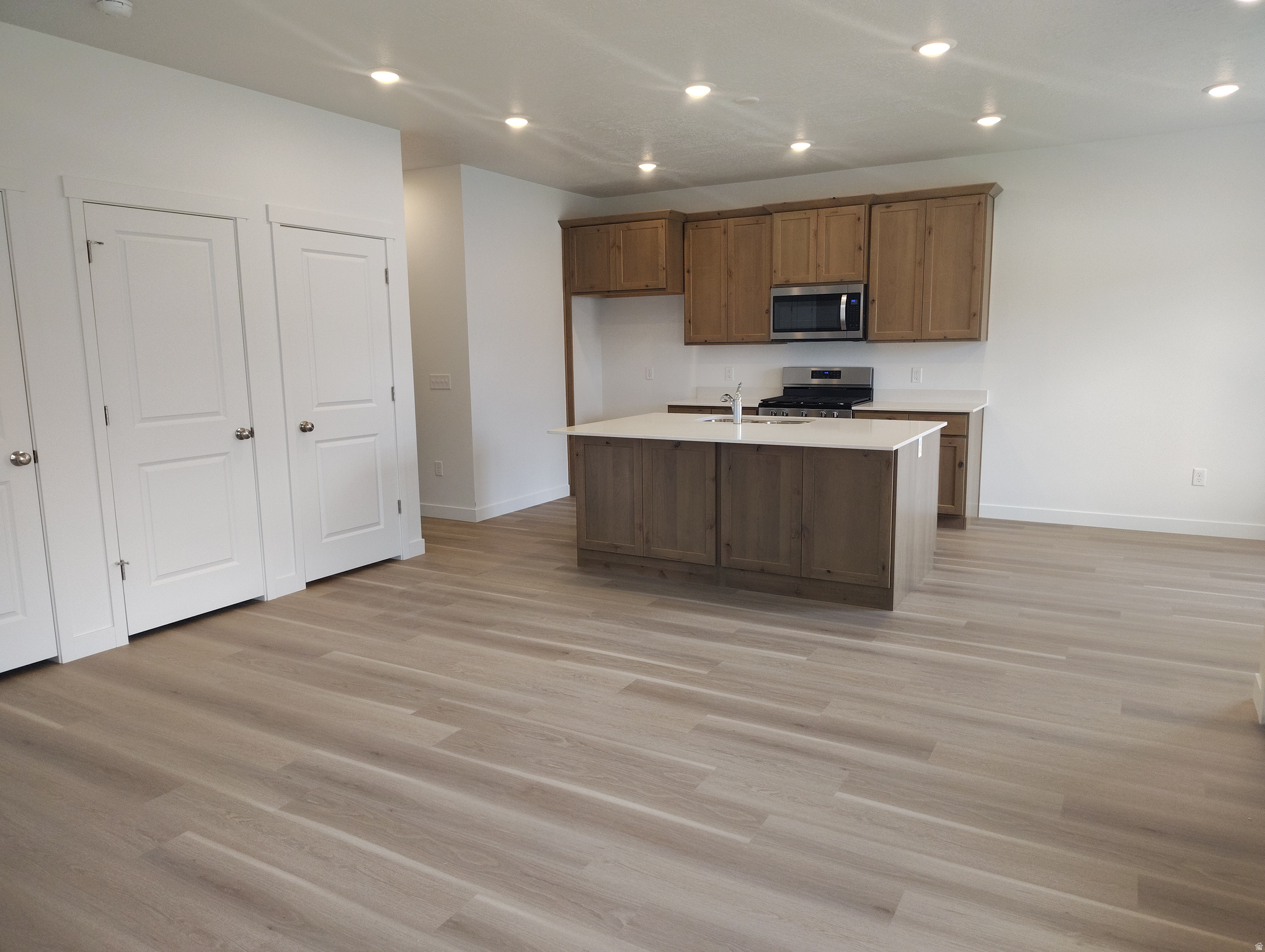 THE VILLAS AT SUNSET ESTATES - Residential