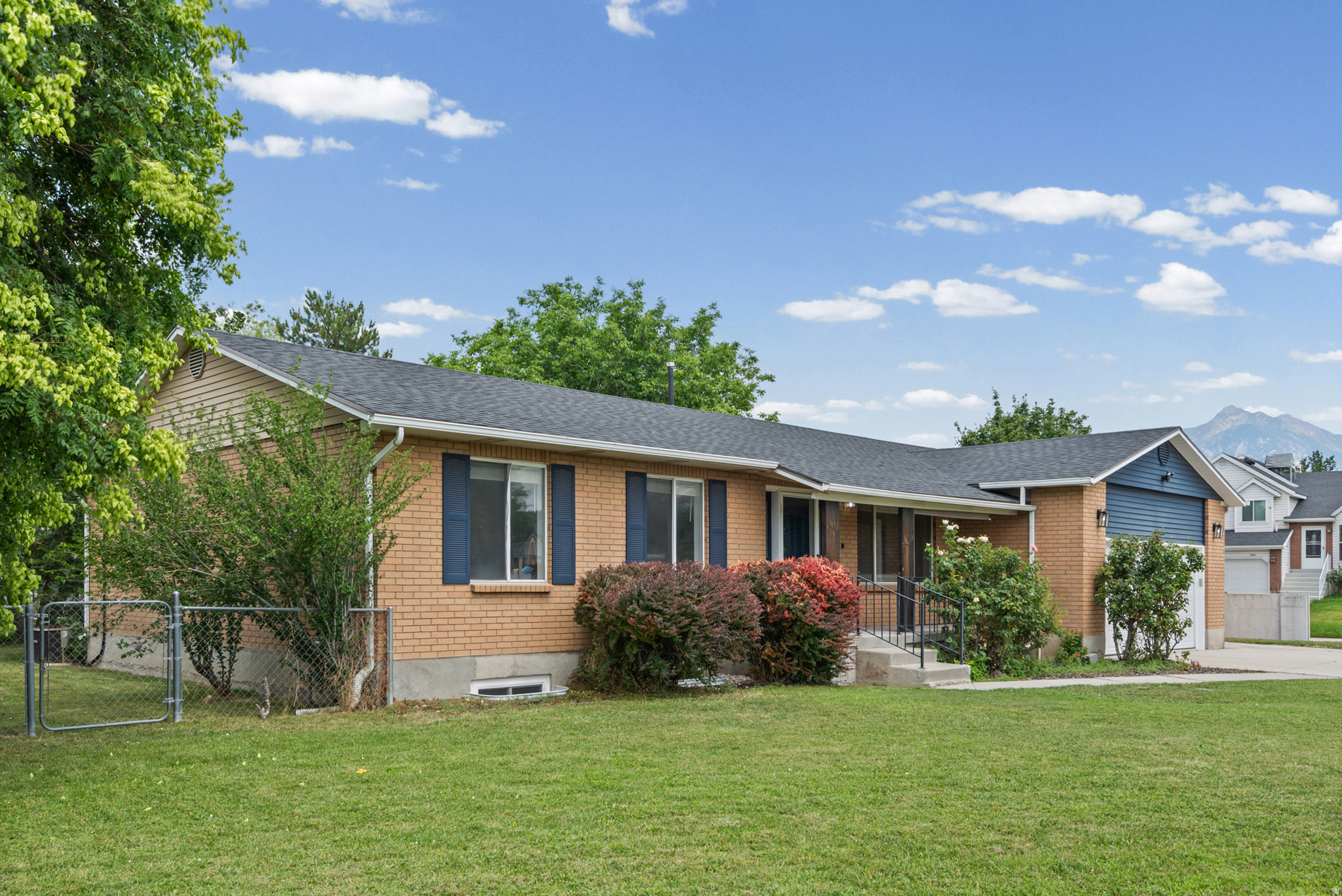 CRESCENT RIDGE #1 - Residential