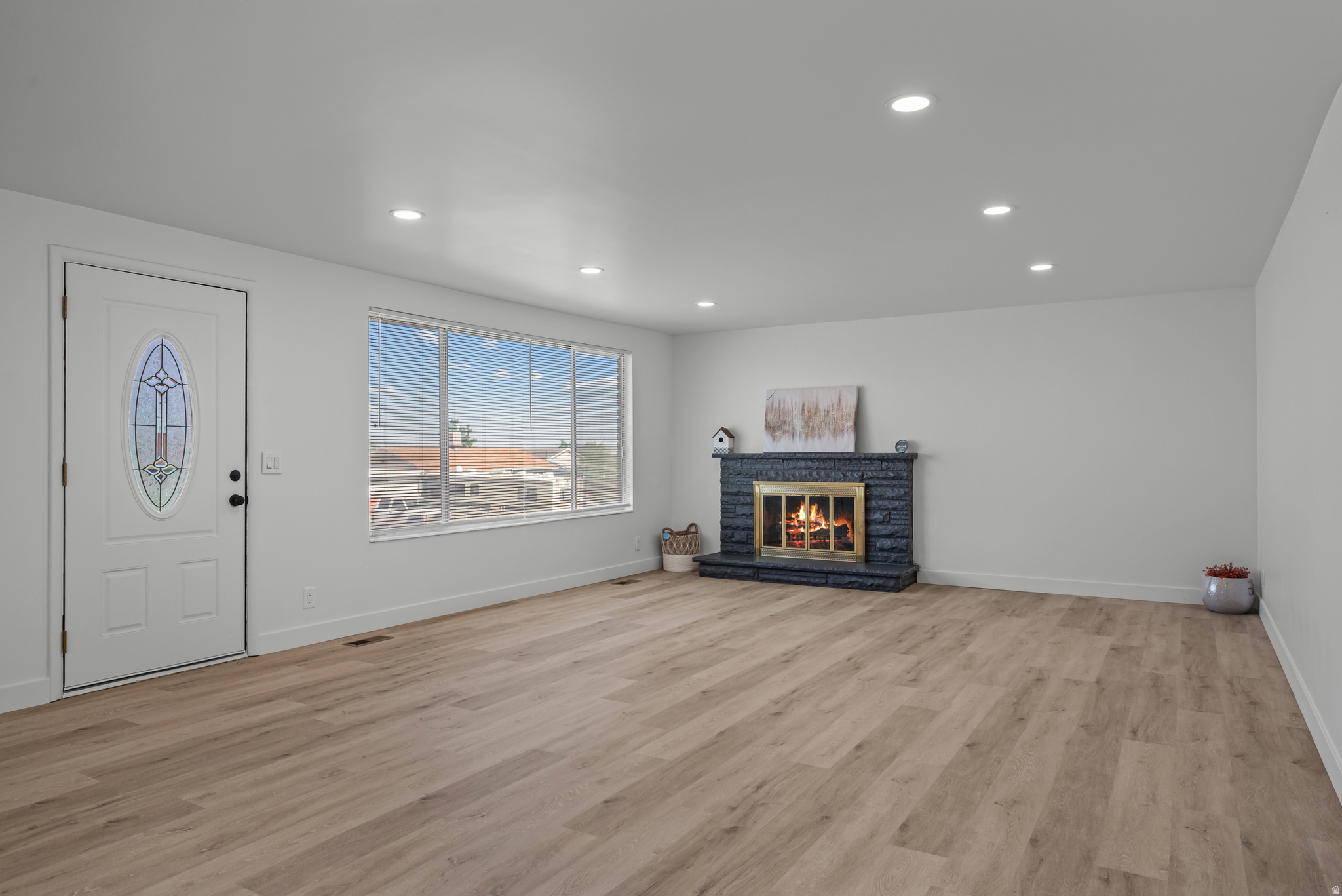 MOUNTAIN VIEW - Residential