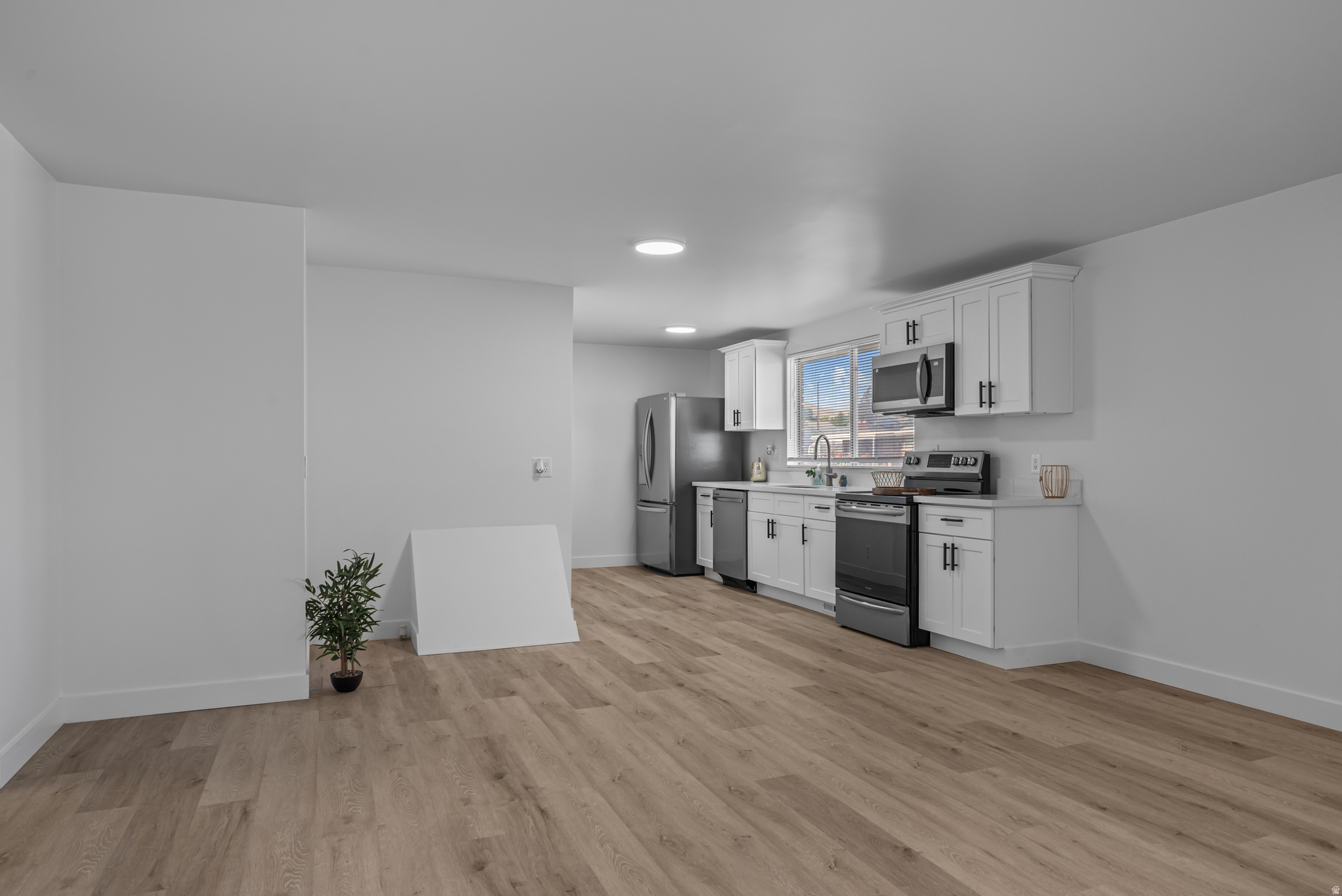 MOUNTAIN VIEW - Residential