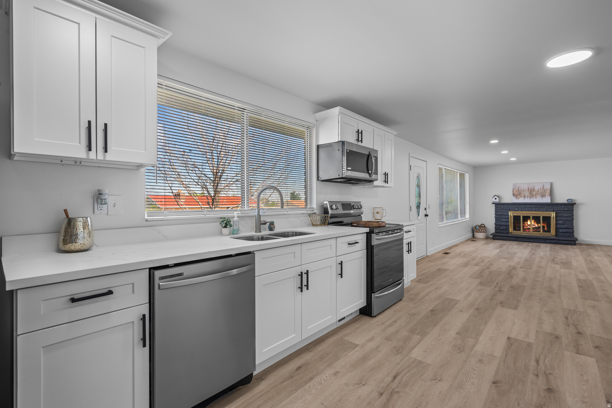MOUNTAIN VIEW - Residential