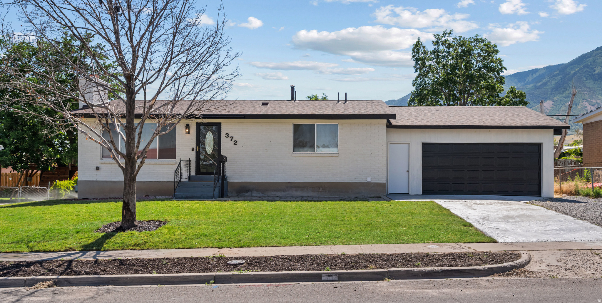 MOUNTAIN VIEW - Residential
